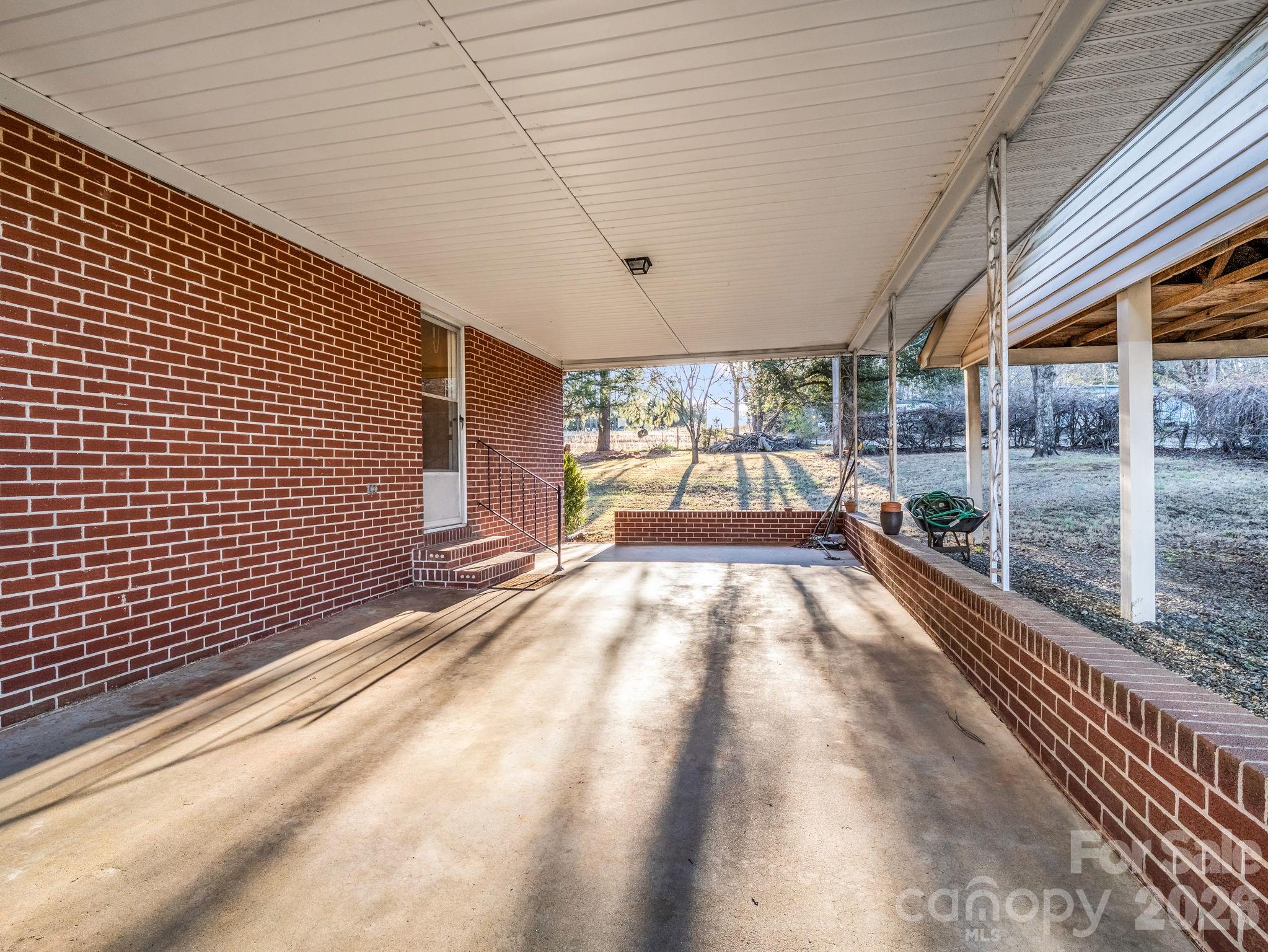 160 Puzzle Creek Road — Bostic