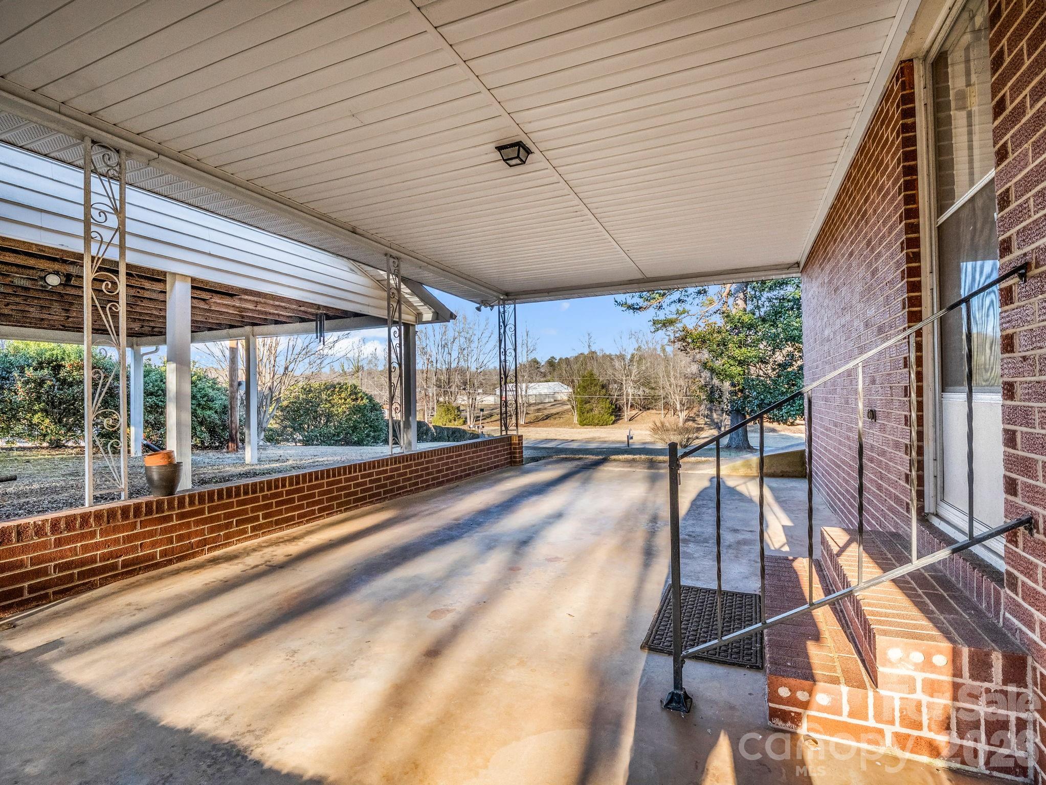 160 Puzzle Creek Road — Bostic