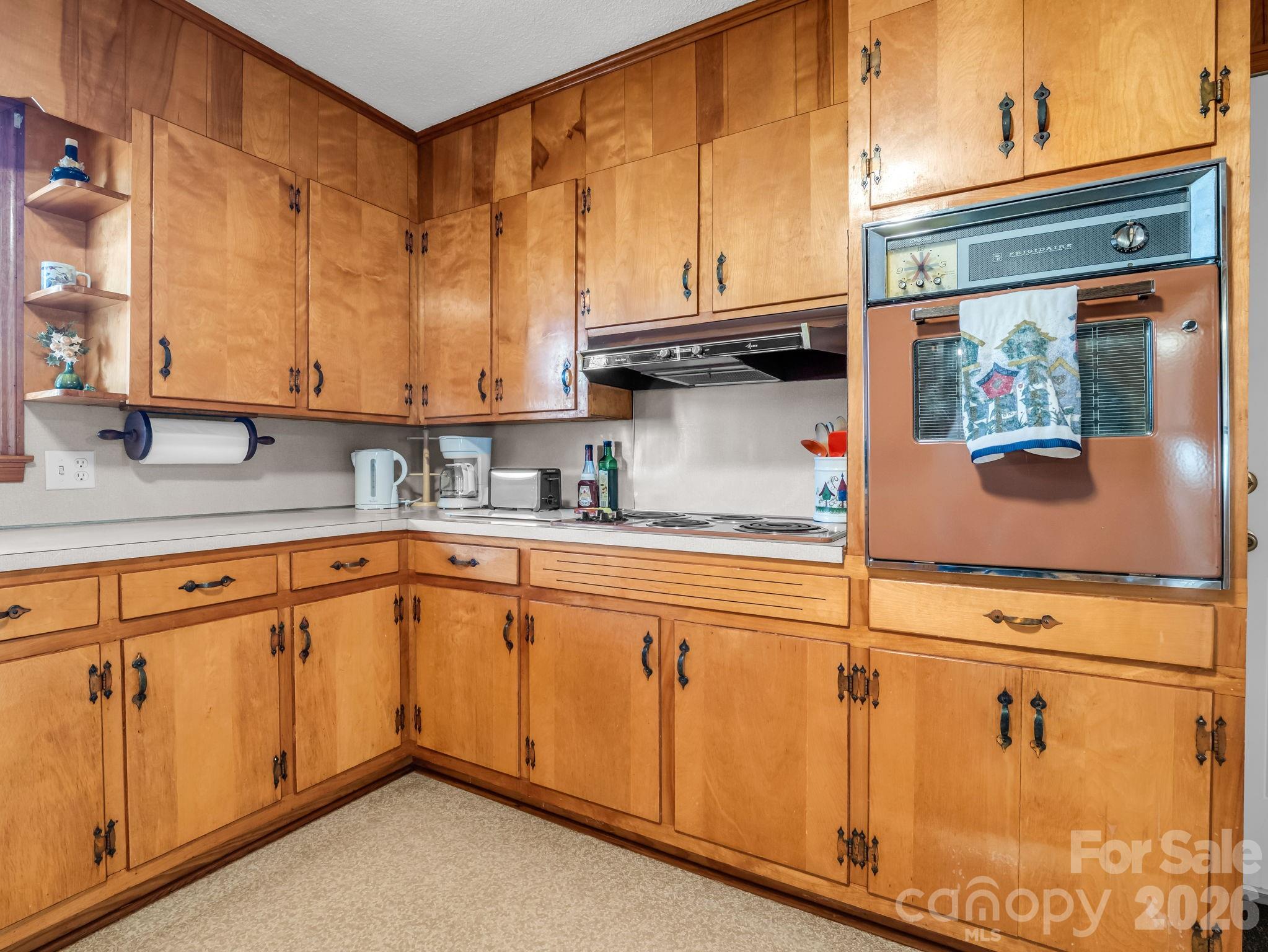 160 Puzzle Creek Road — Bostic