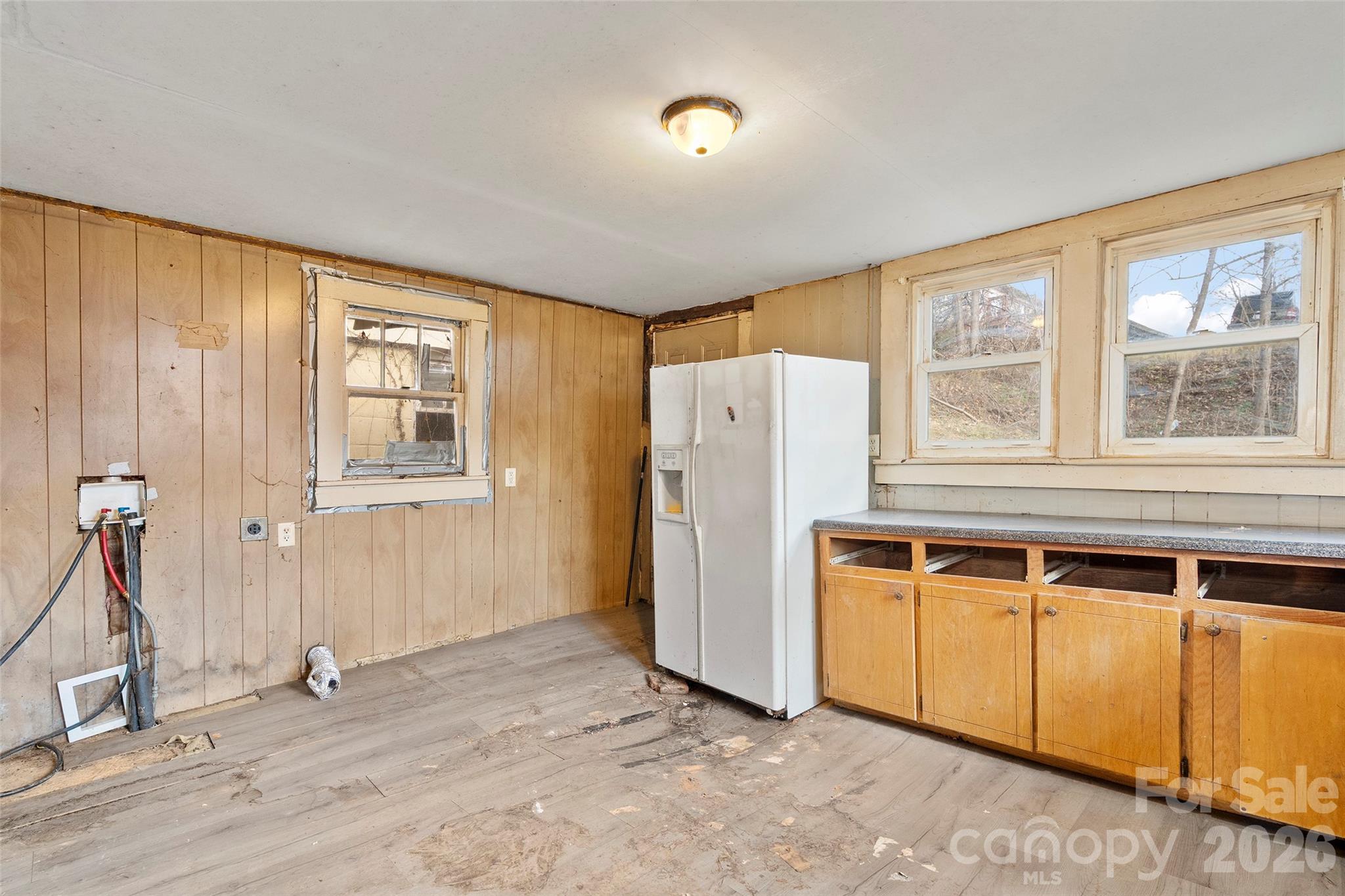 75 Travis Street — Clyde
