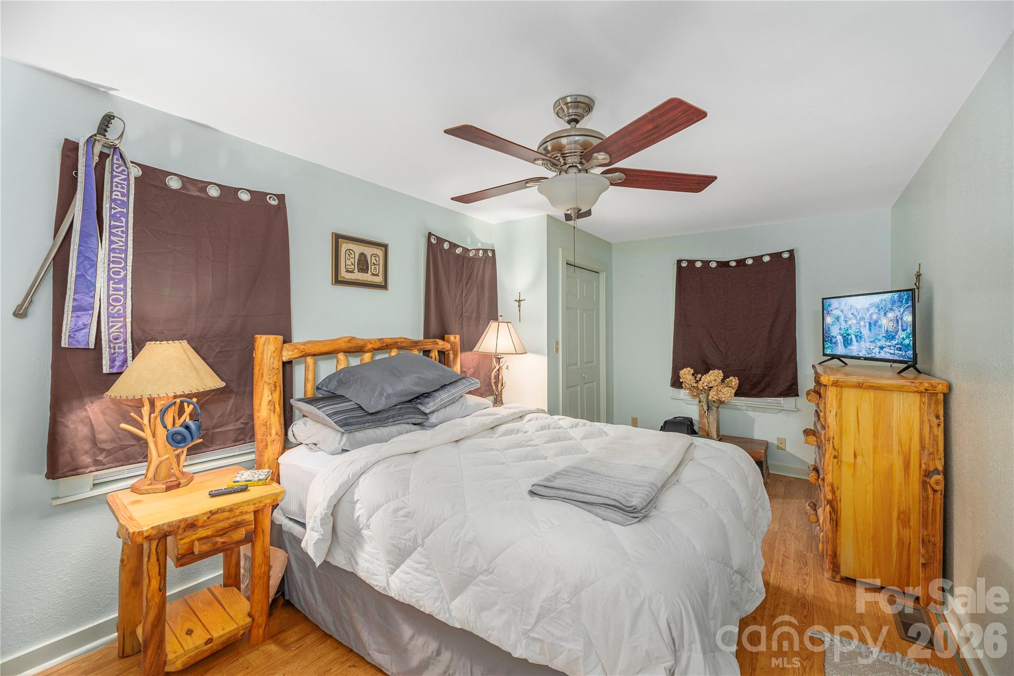 12 Bear Cove Lane — Bryson City