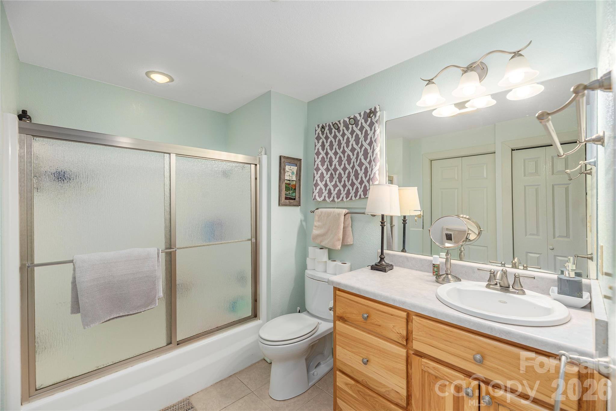 12 Bear Cove Lane — Bryson City
