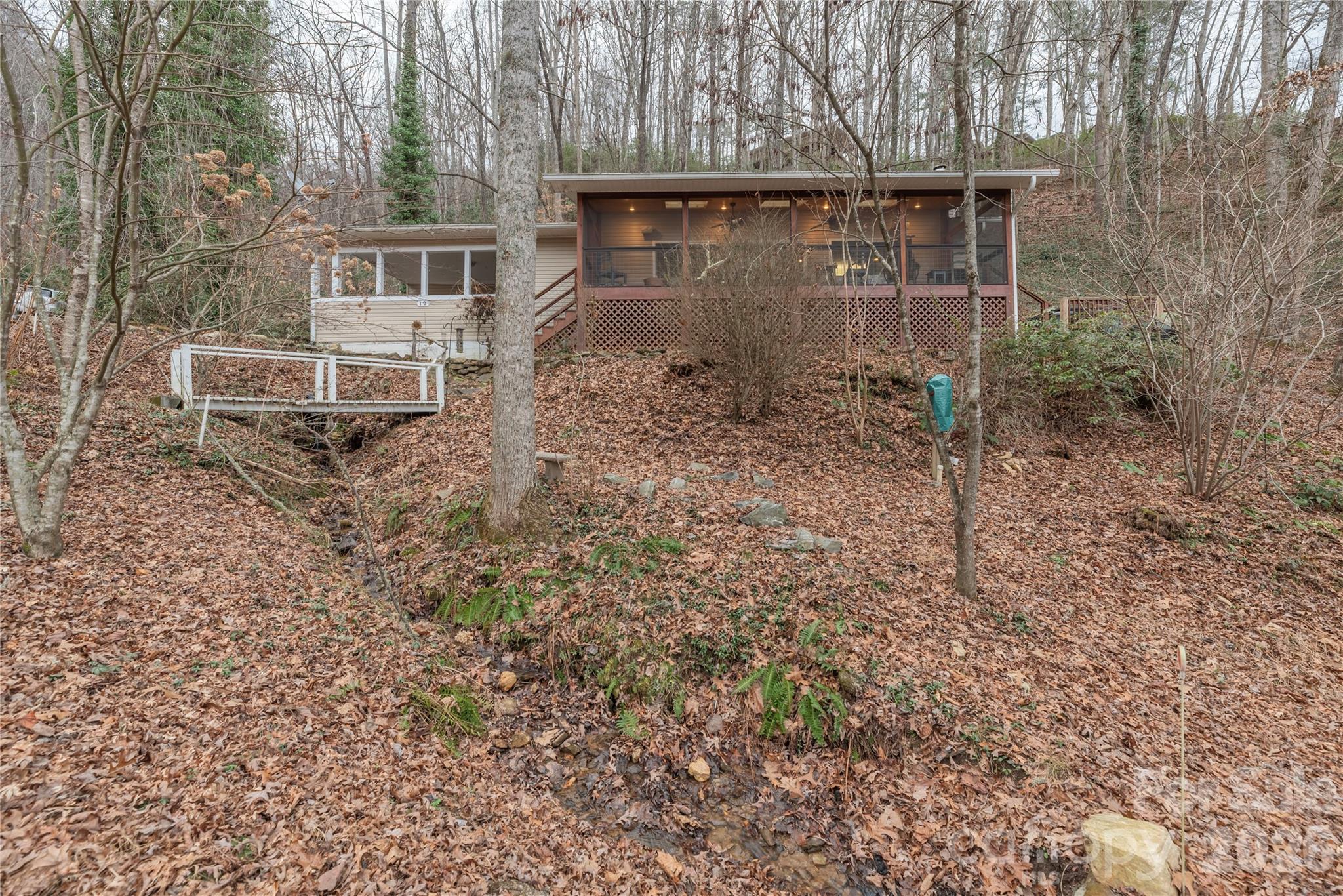 12 Bear Cove Lane — Bryson City