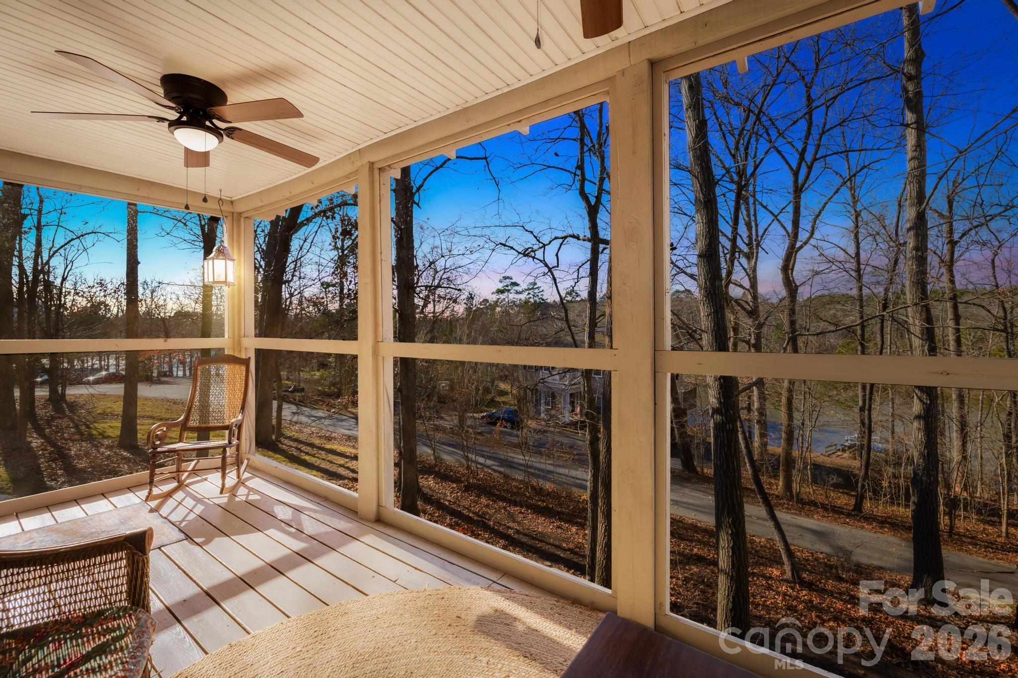 294 Carroll Cove — Clover