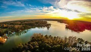 294 Carroll Cove — Clover