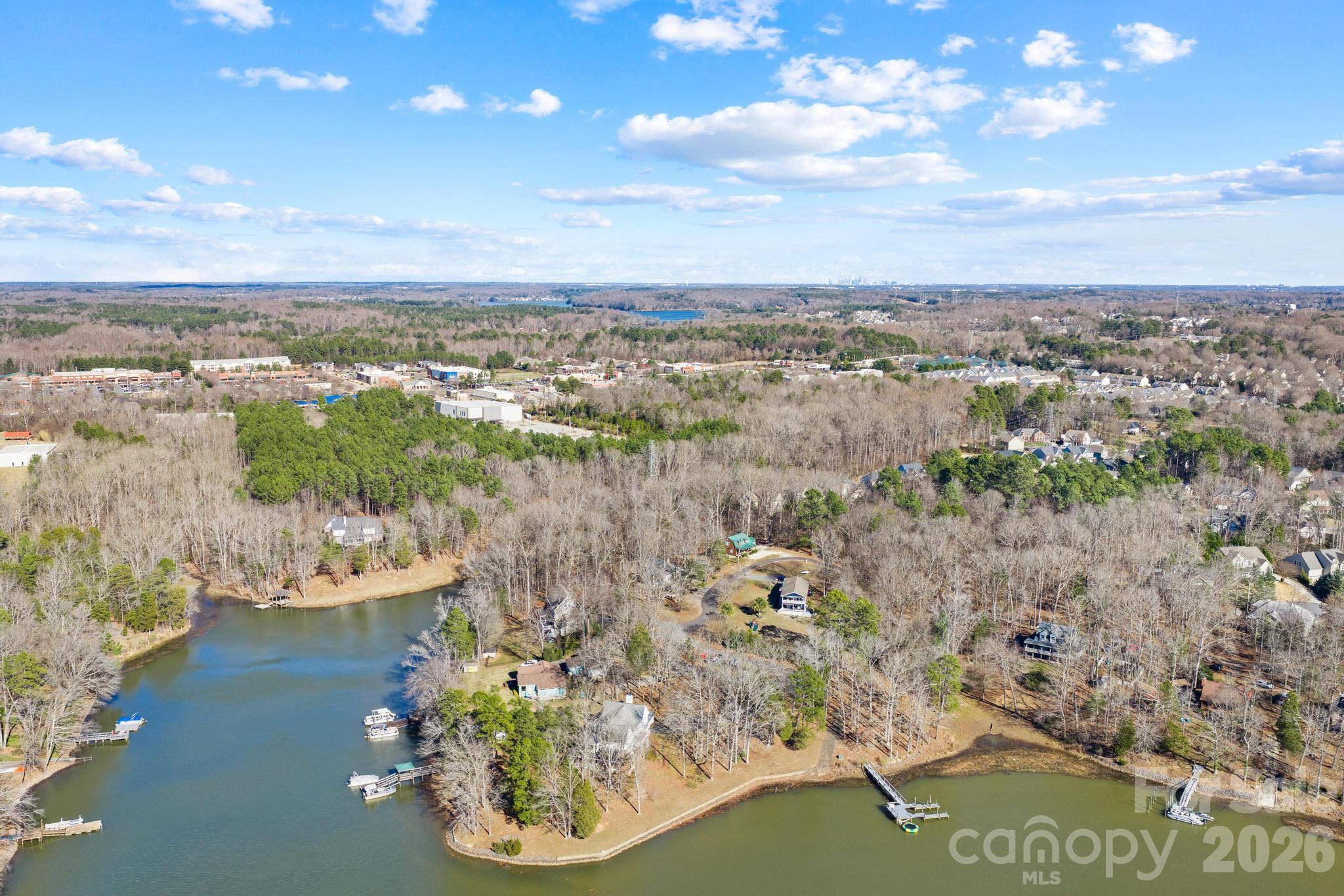 294 Carroll Cove — Clover