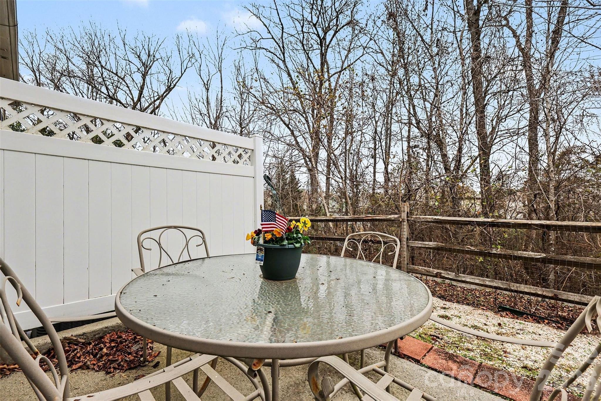 14262 Tamarack Drive — Charlotte