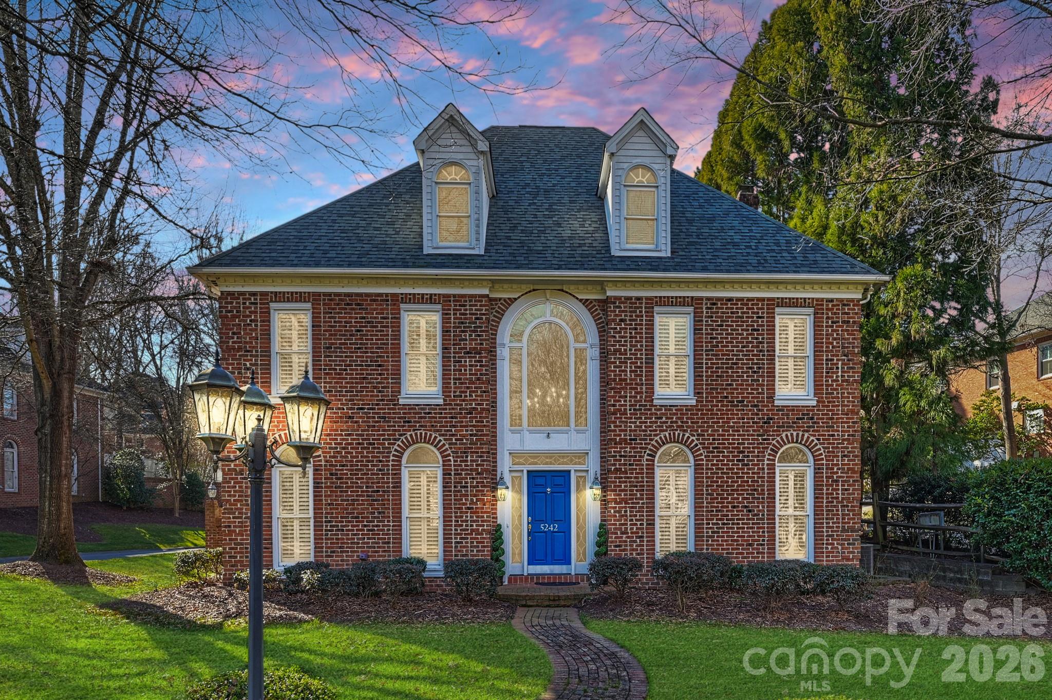 5242 Colony Road — Charlotte