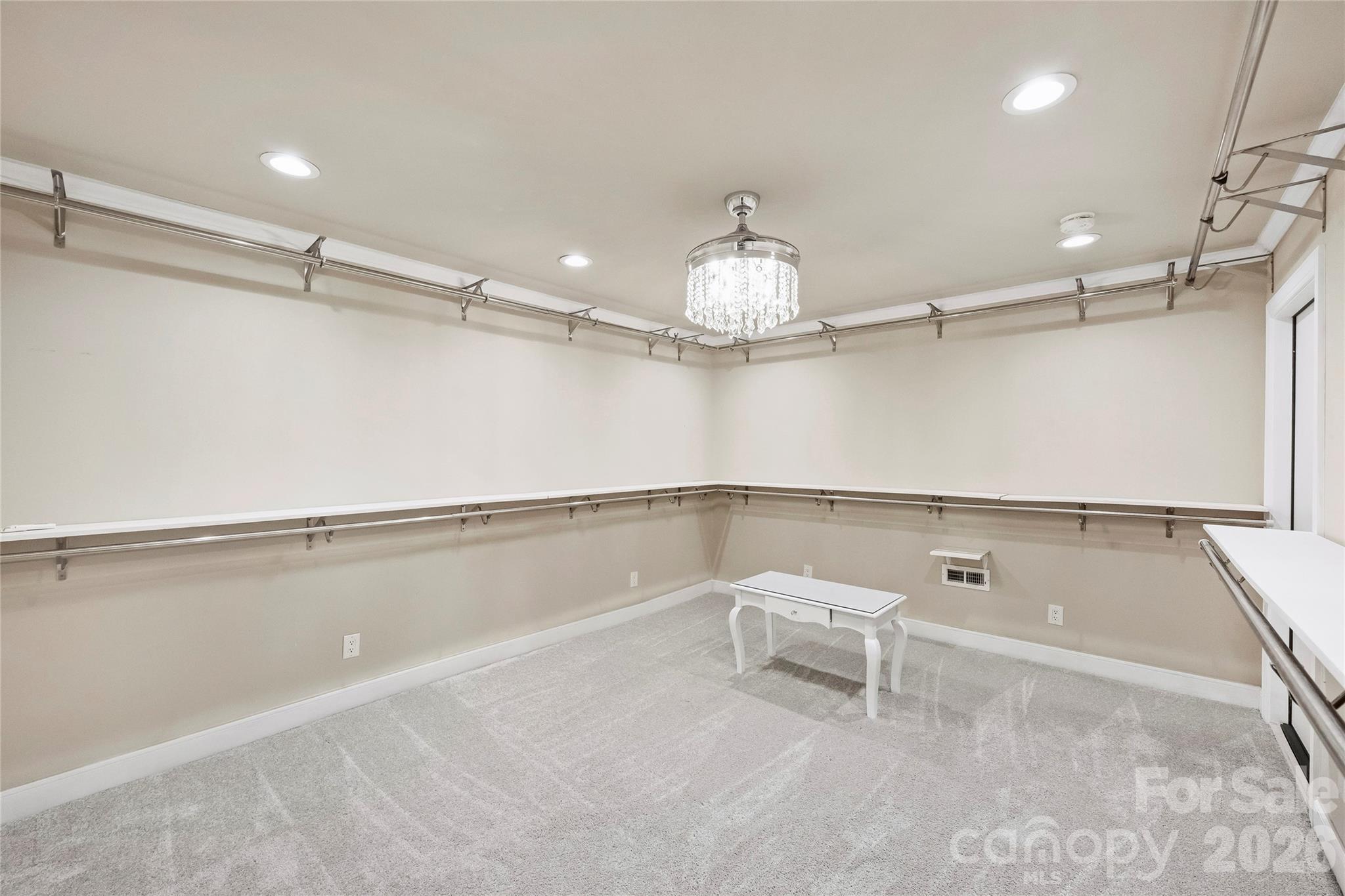 5242 Colony Road — Charlotte