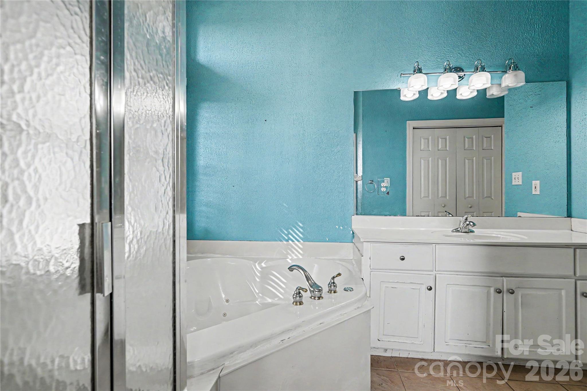 2305 Pinefield Court — Gastonia