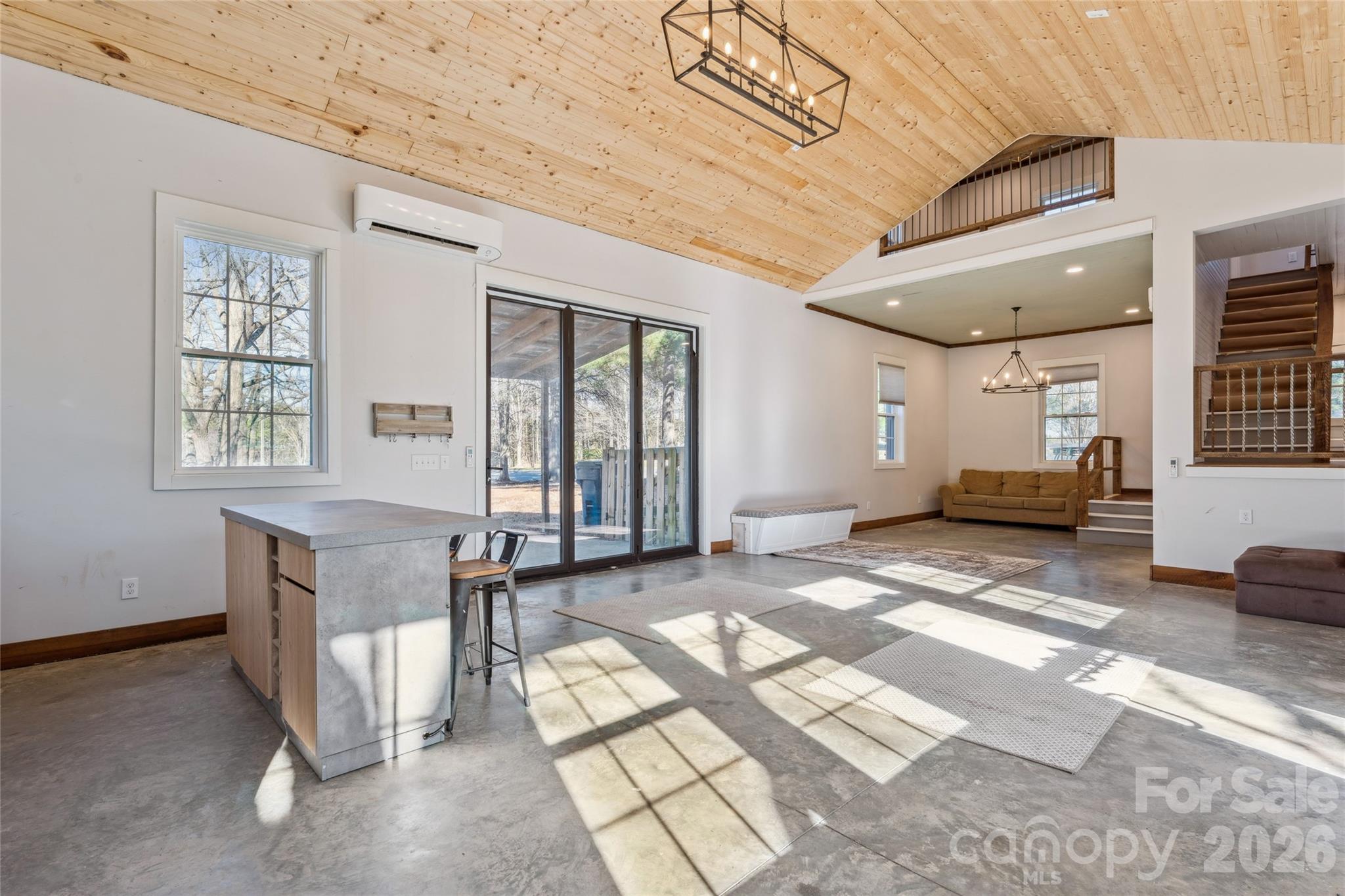 10799 Poplar Tent Road — Huntersville