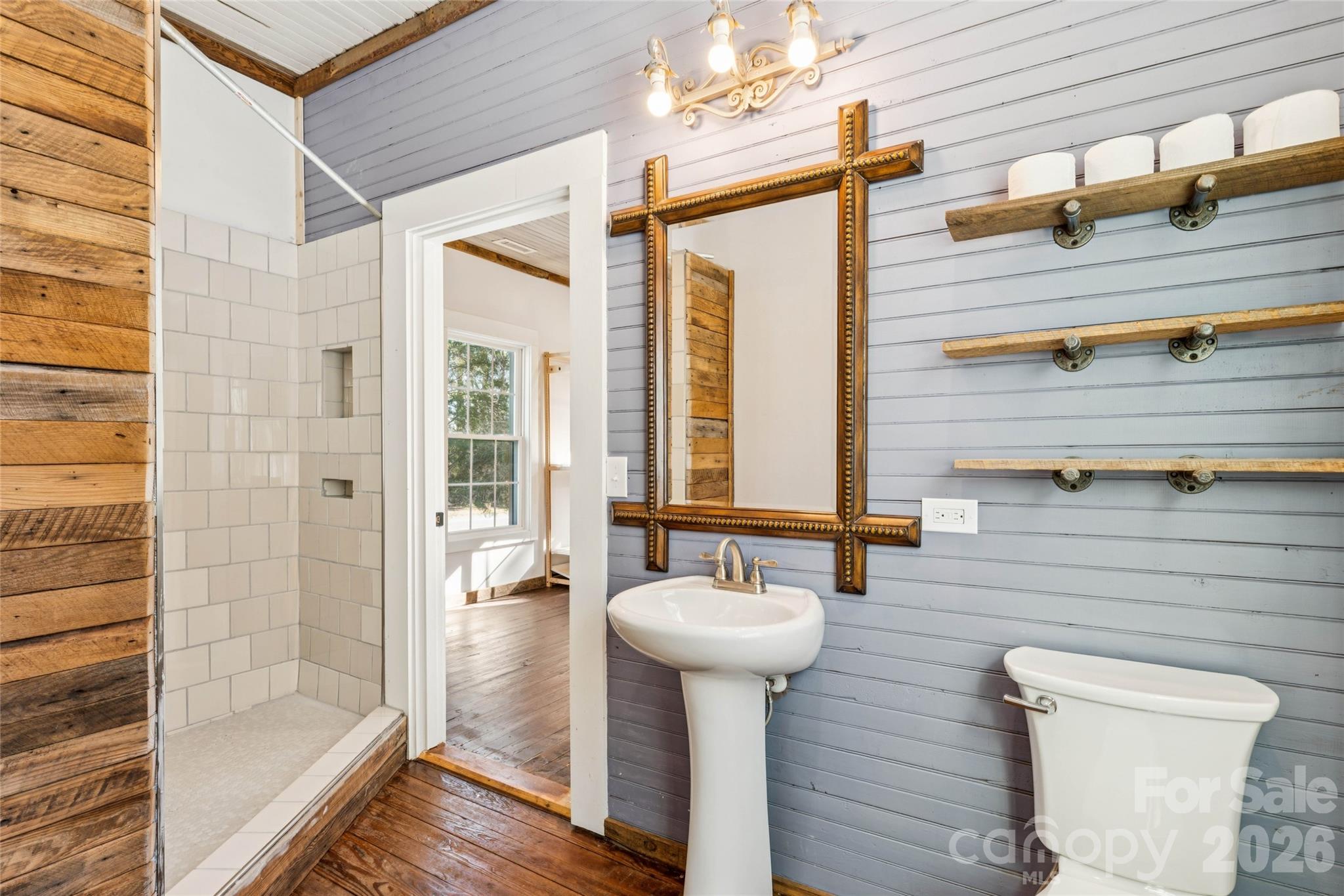10799 Poplar Tent Road — Huntersville