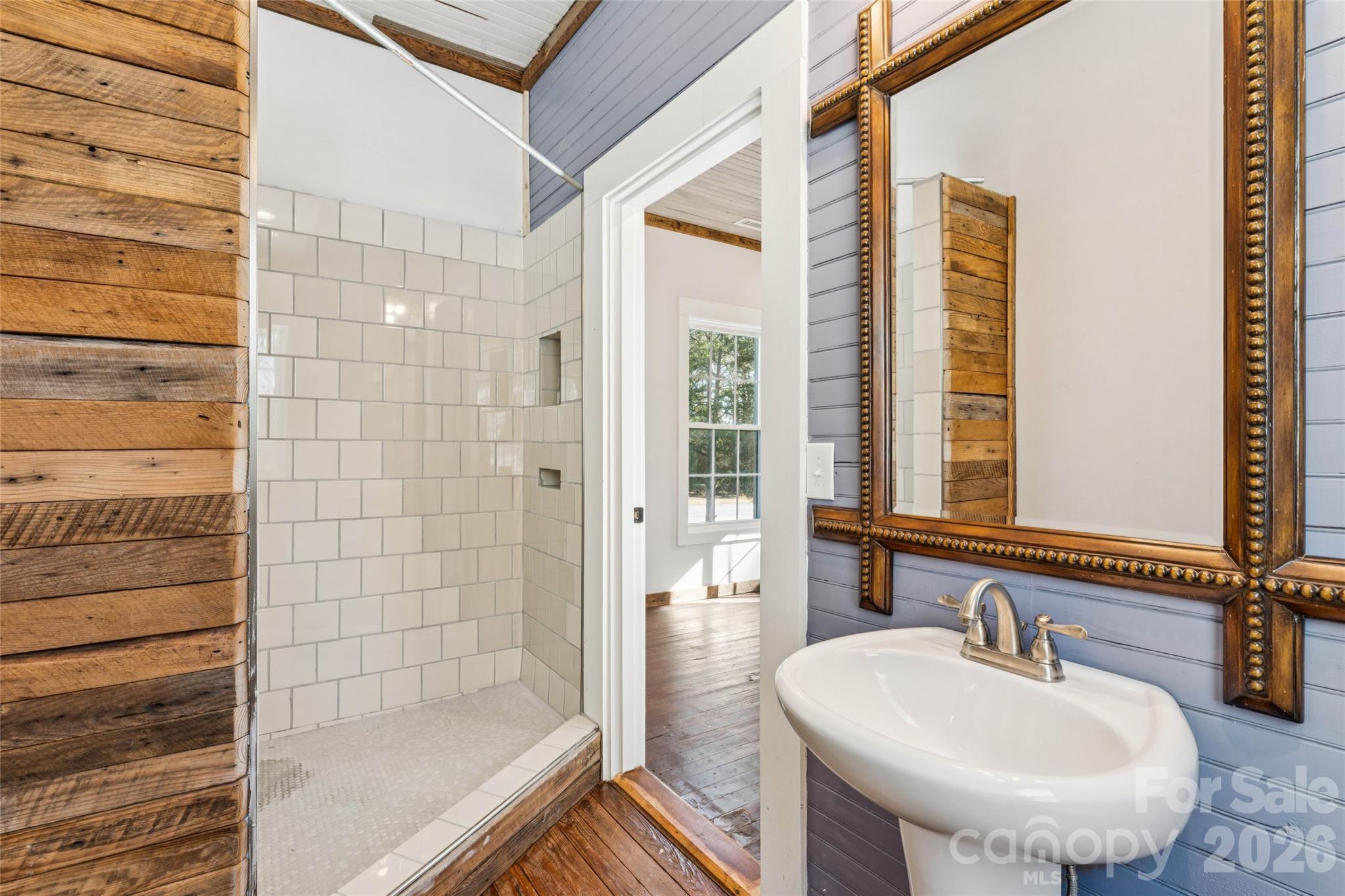 10799 Poplar Tent Road — Huntersville