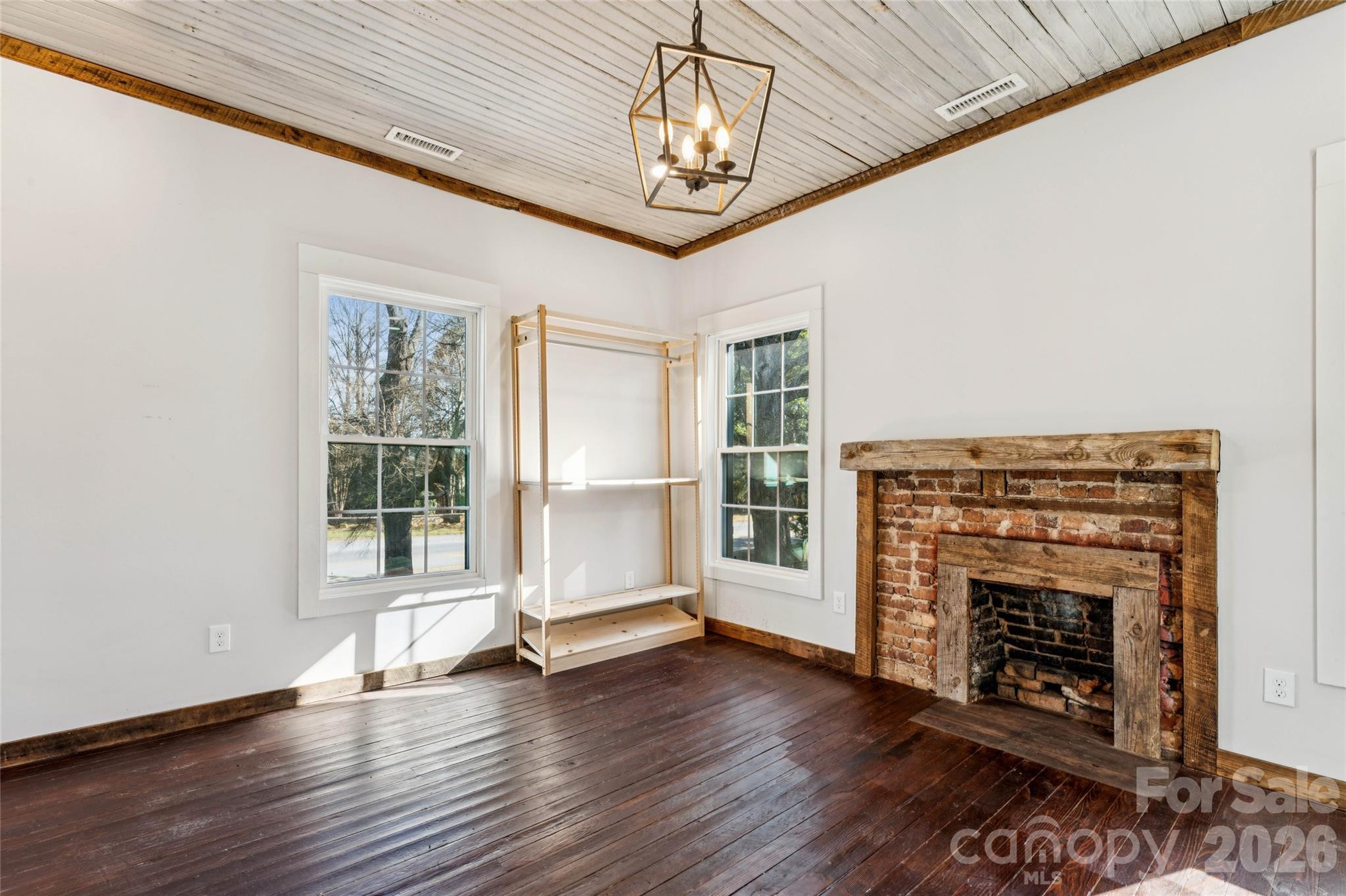 10799 Poplar Tent Road — Huntersville