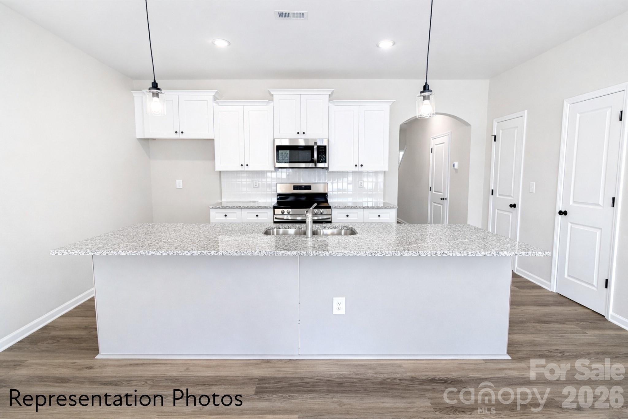 3114 Aberleaf Lane — Charlotte