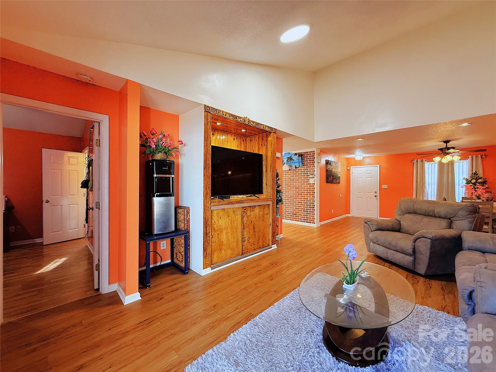 7333 Rosehall Drive — Charlotte