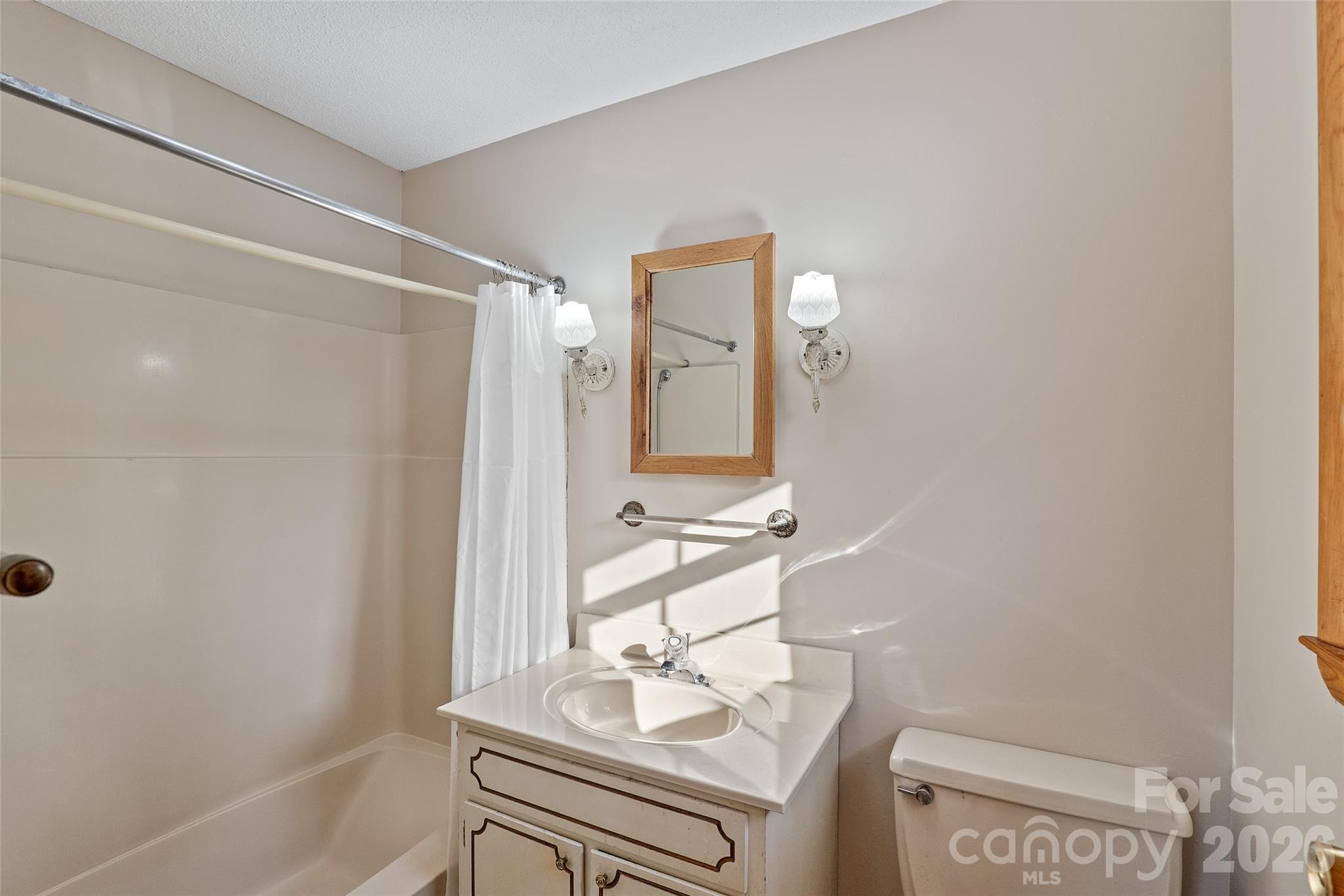 591 Landrum Road — Columbus