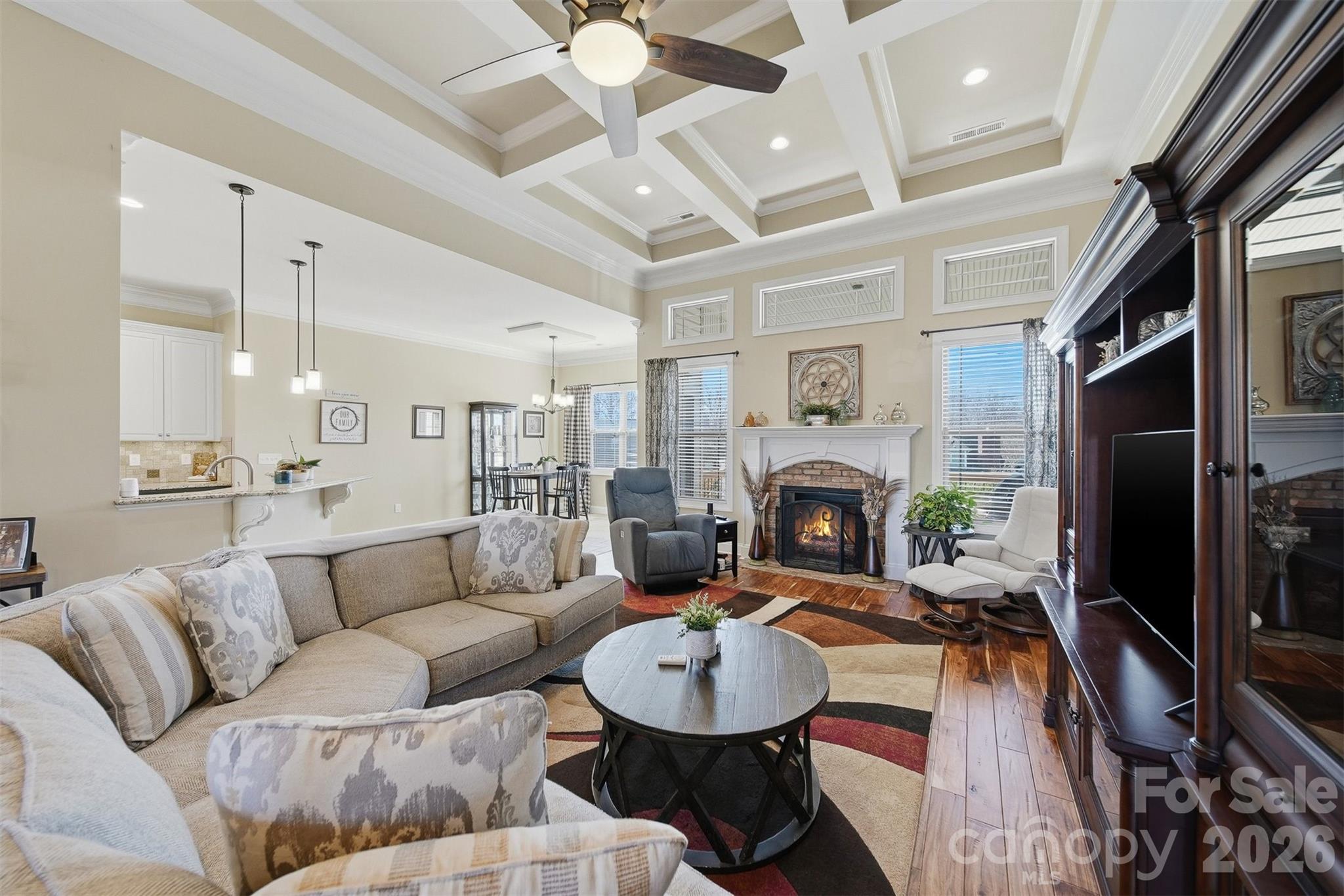 1743 Whitewater Court — Hickory