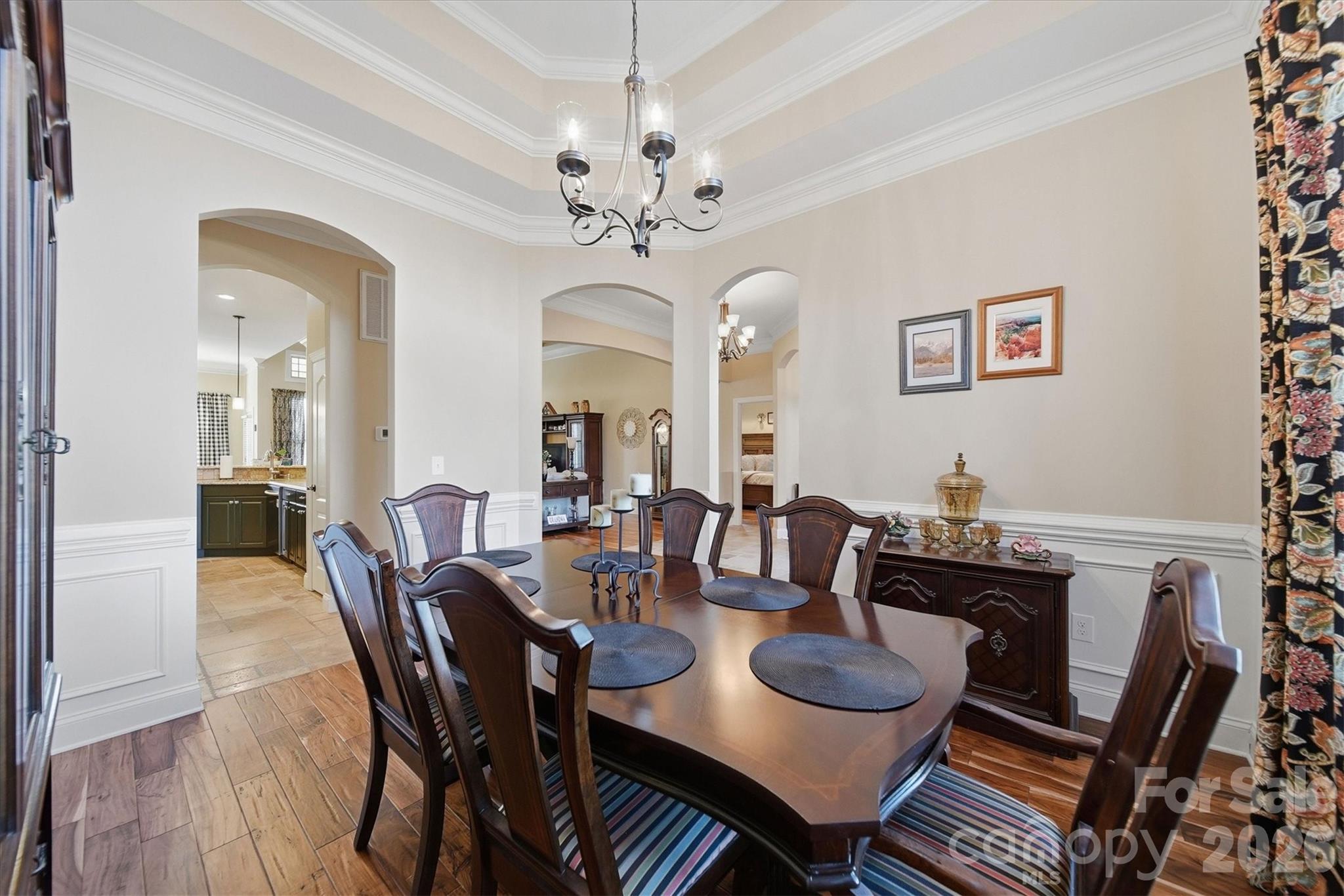 1743 Whitewater Court — Hickory