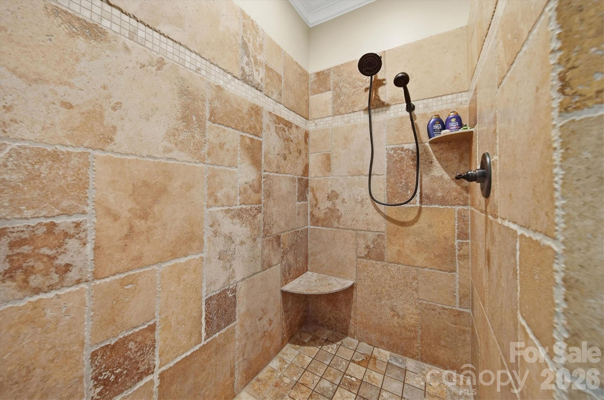 1743 Whitewater Court — Hickory