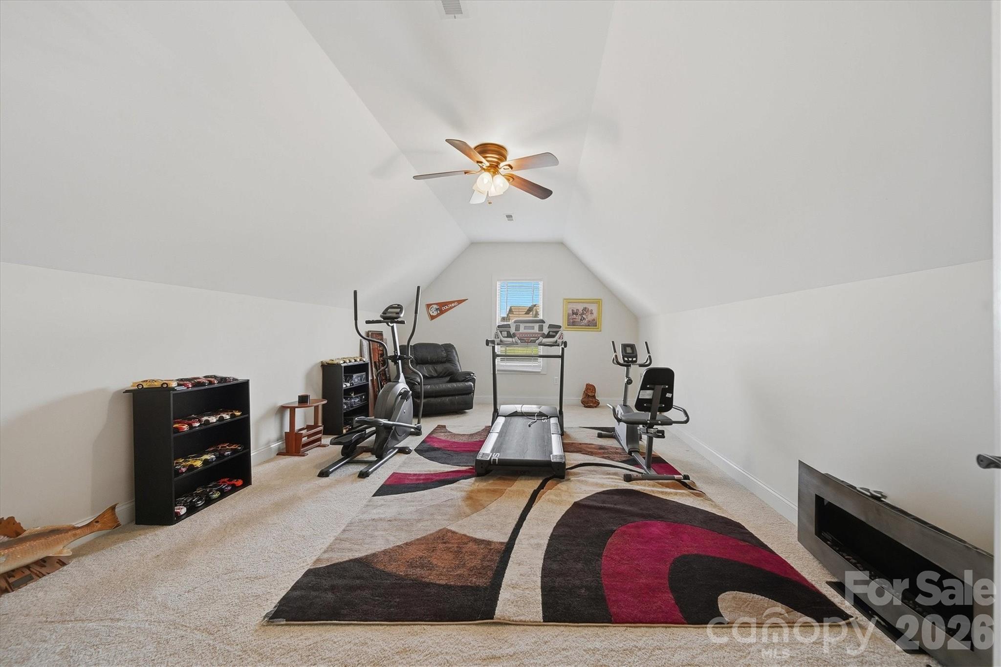 1743 Whitewater Court — Hickory