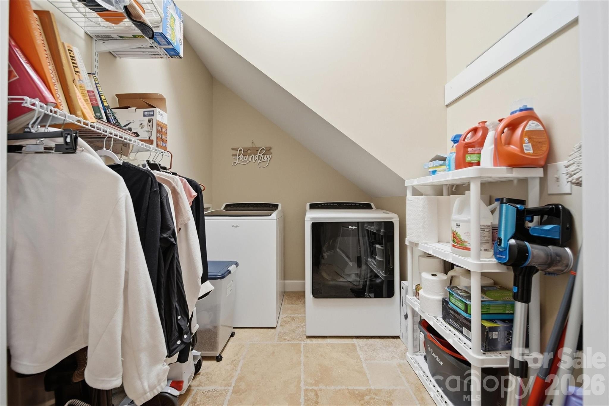 1743 Whitewater Court — Hickory