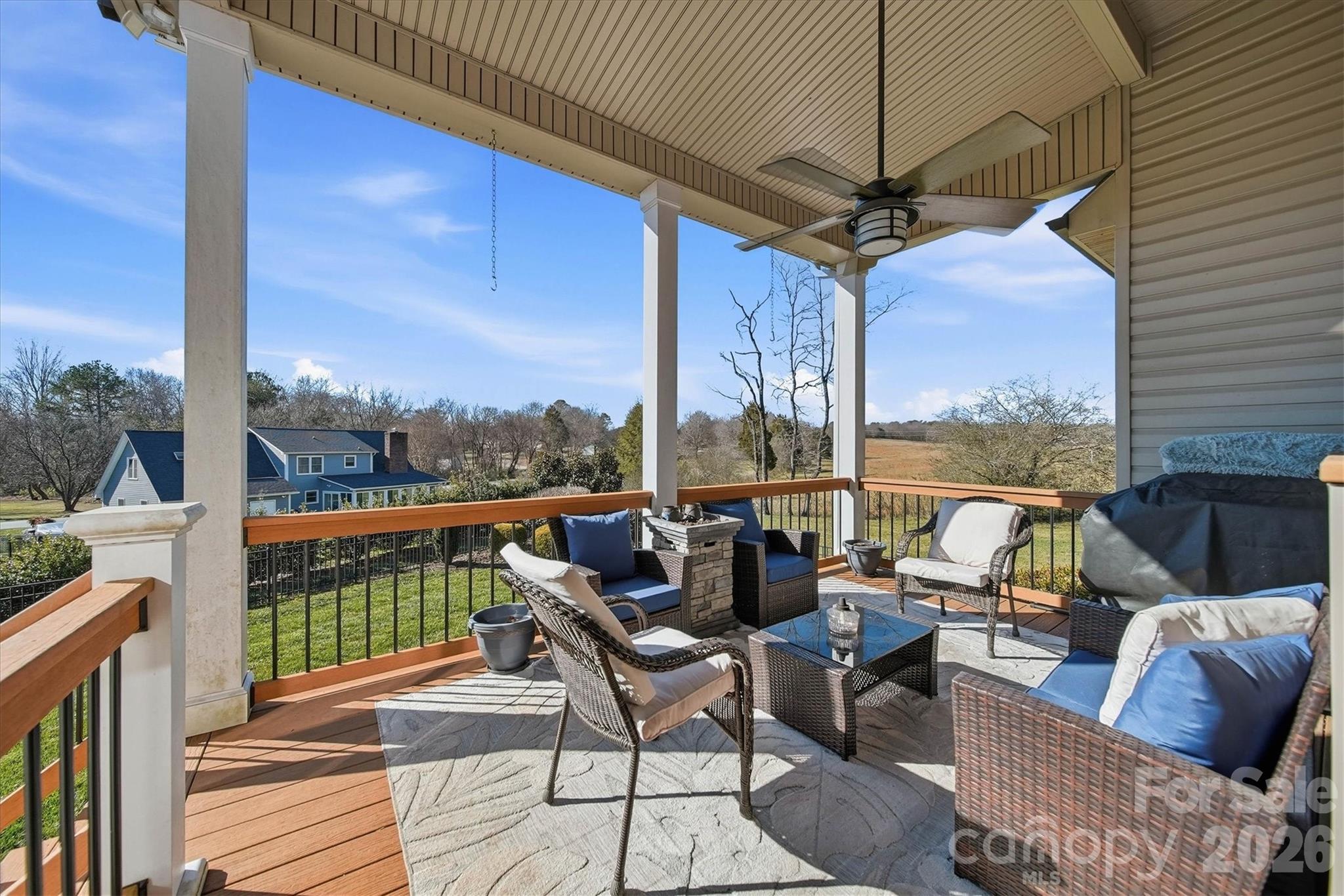 1743 Whitewater Court — Hickory