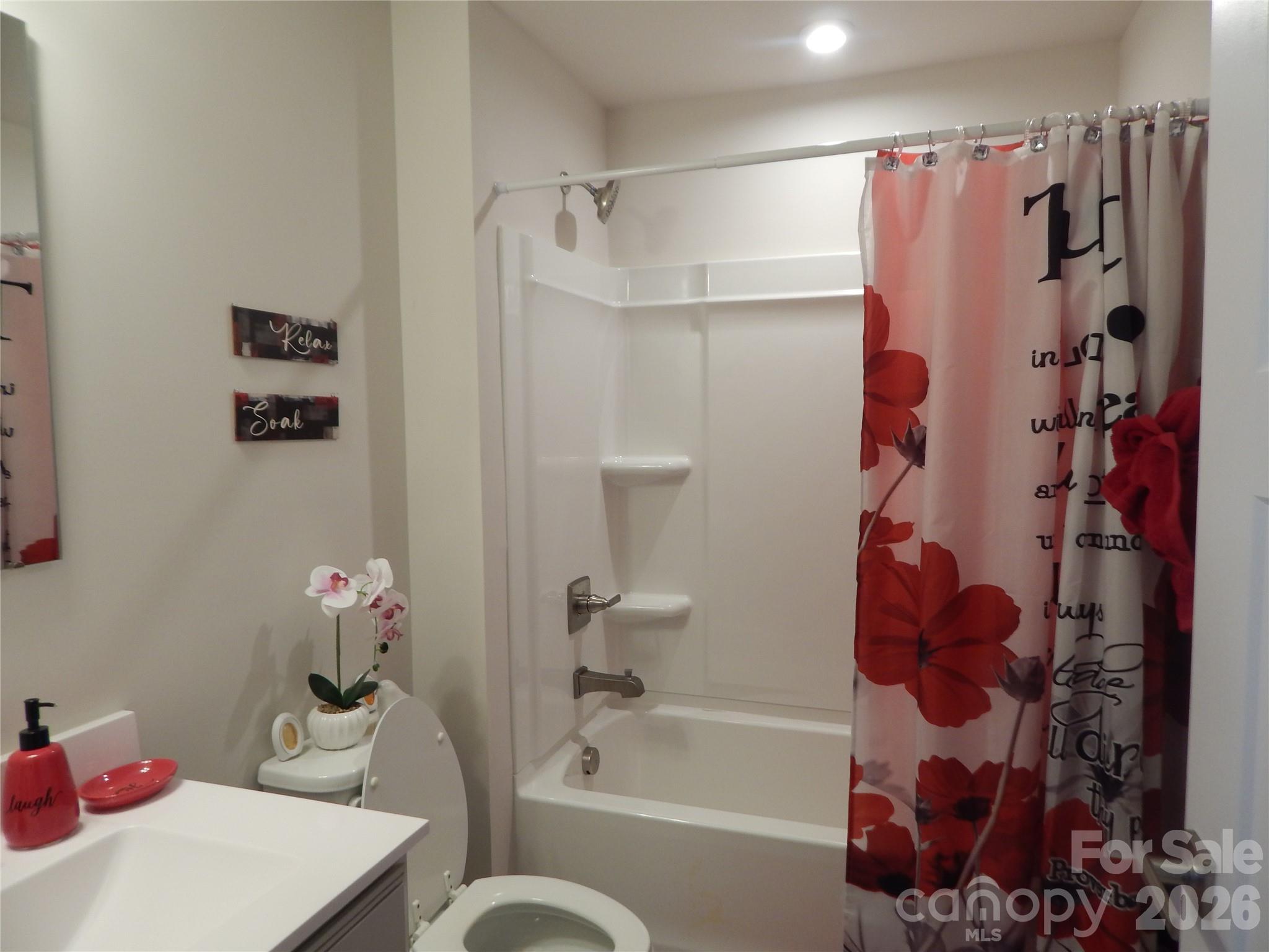 330 Damask Drive — Lancaster