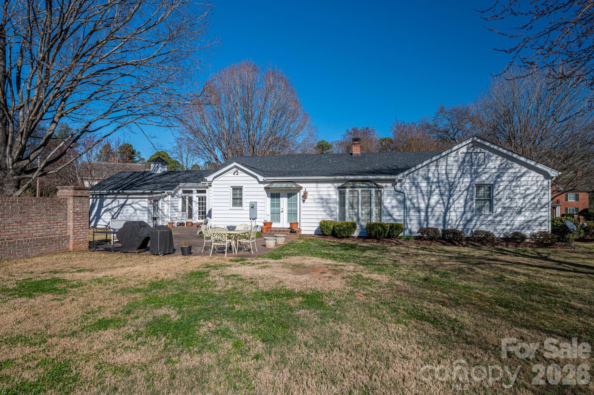 18 Circle Drive — Belmont