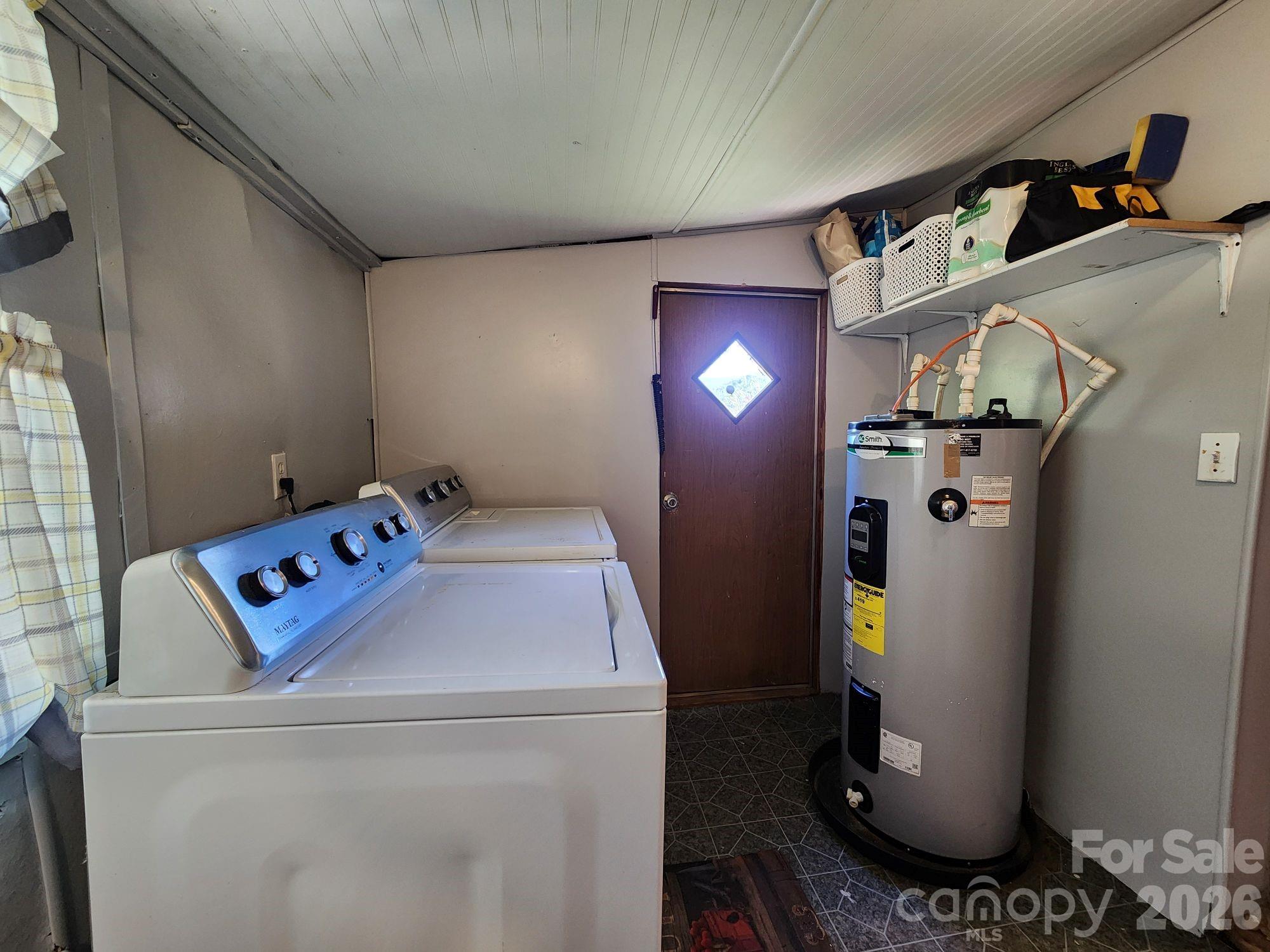 41 Gunches Dirt Road — Candler