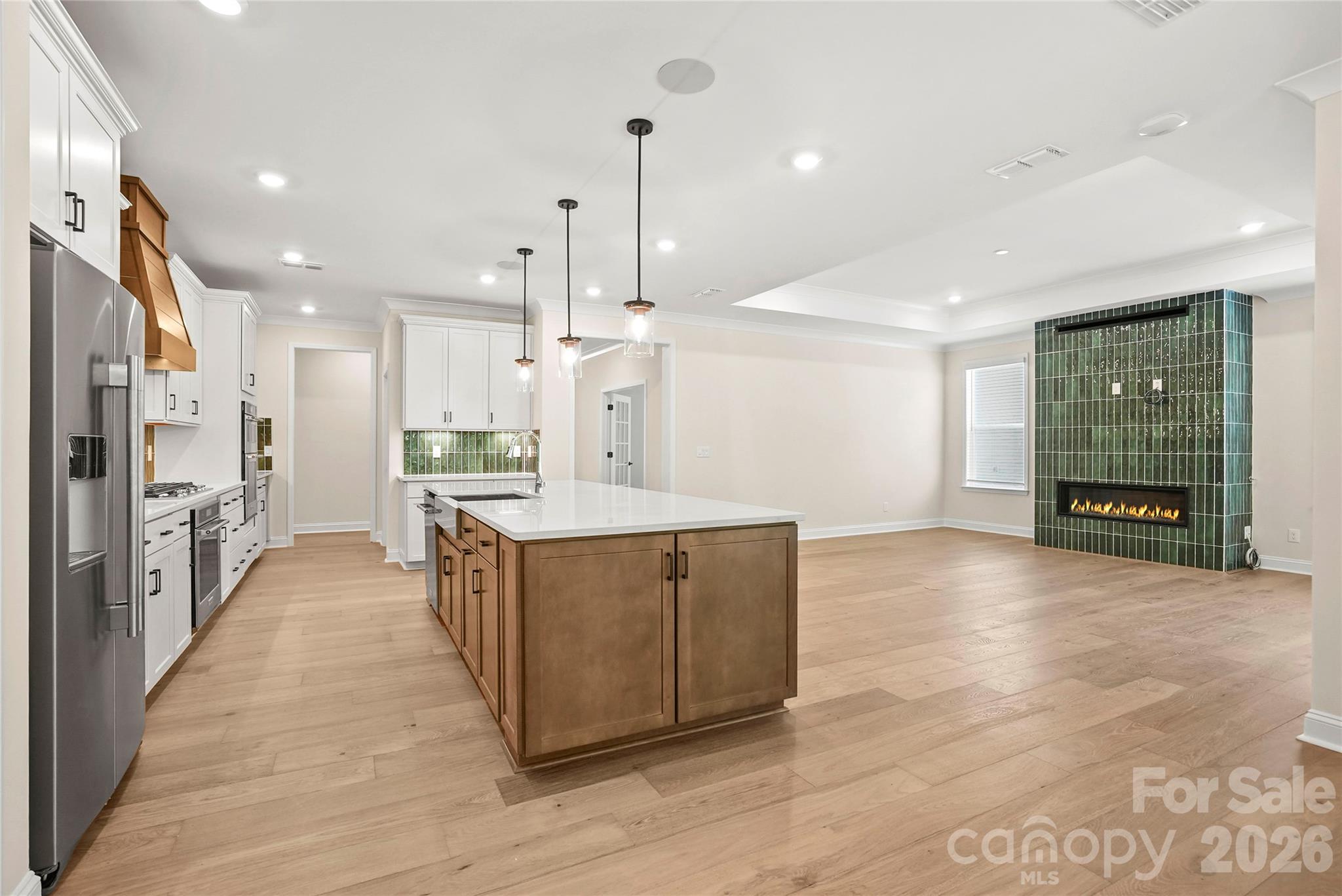 2735 Peak Court — Belmont