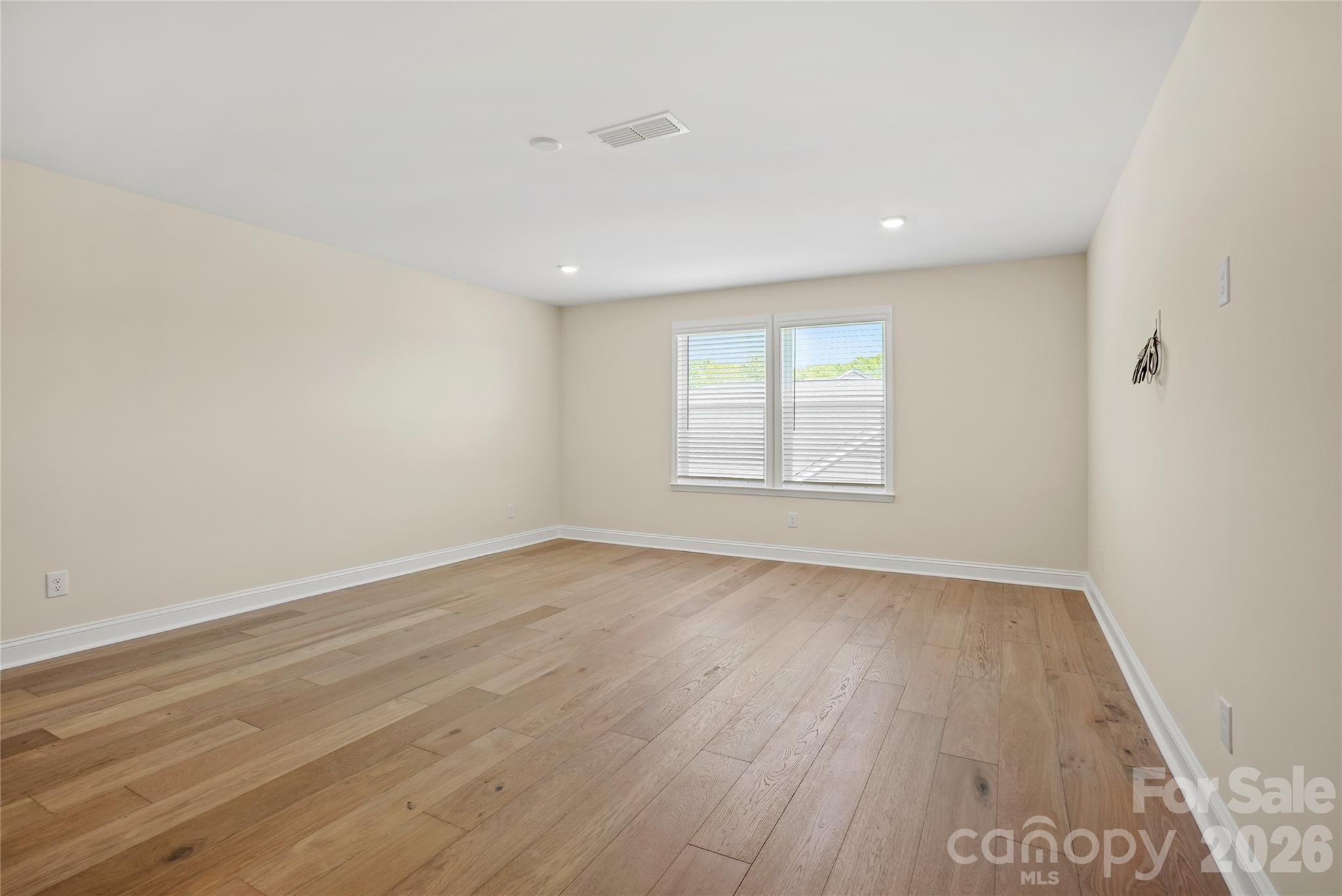 2735 Peak Court — Belmont