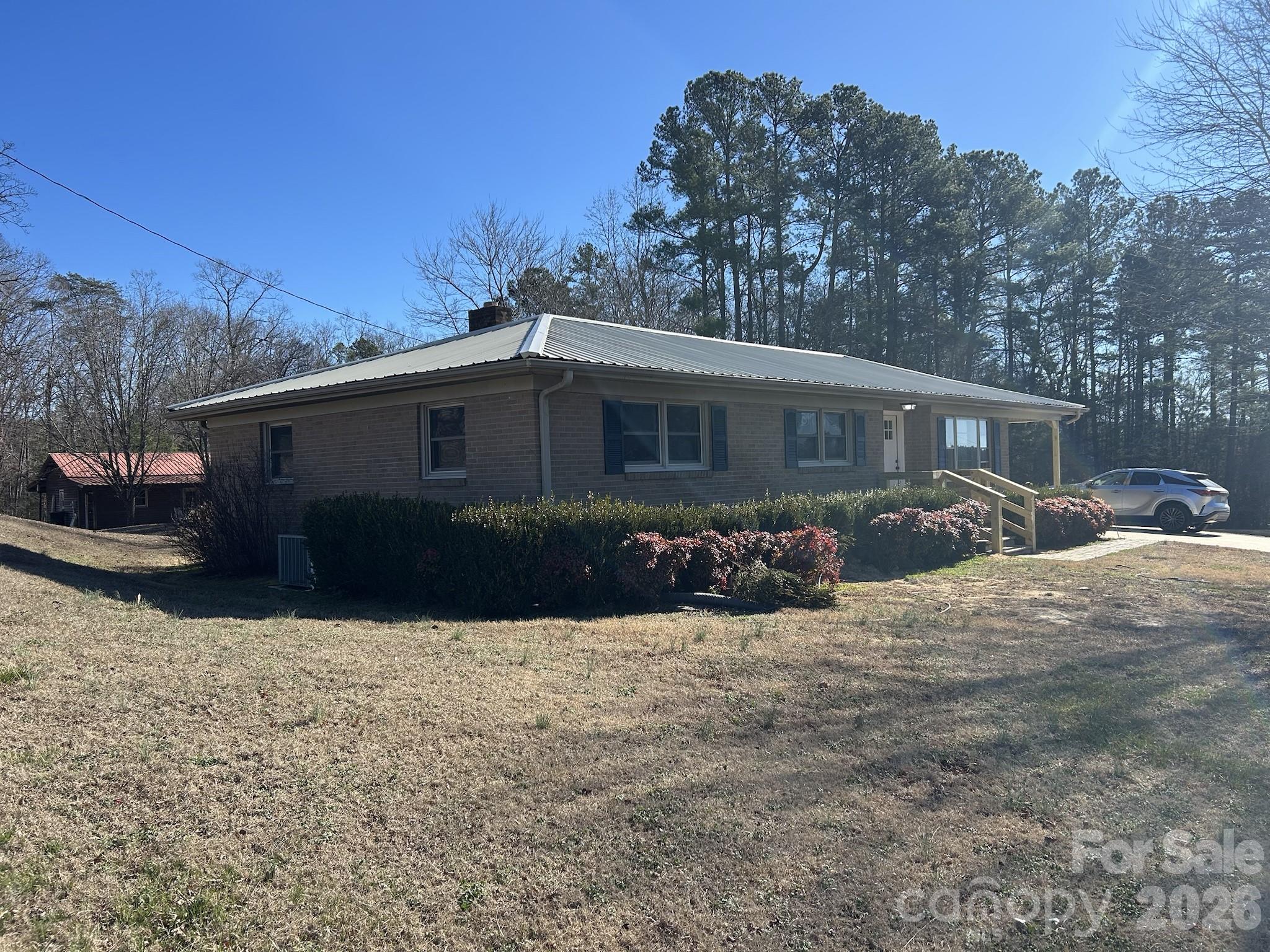 1378 Blacksburg Highway — Blacksburg