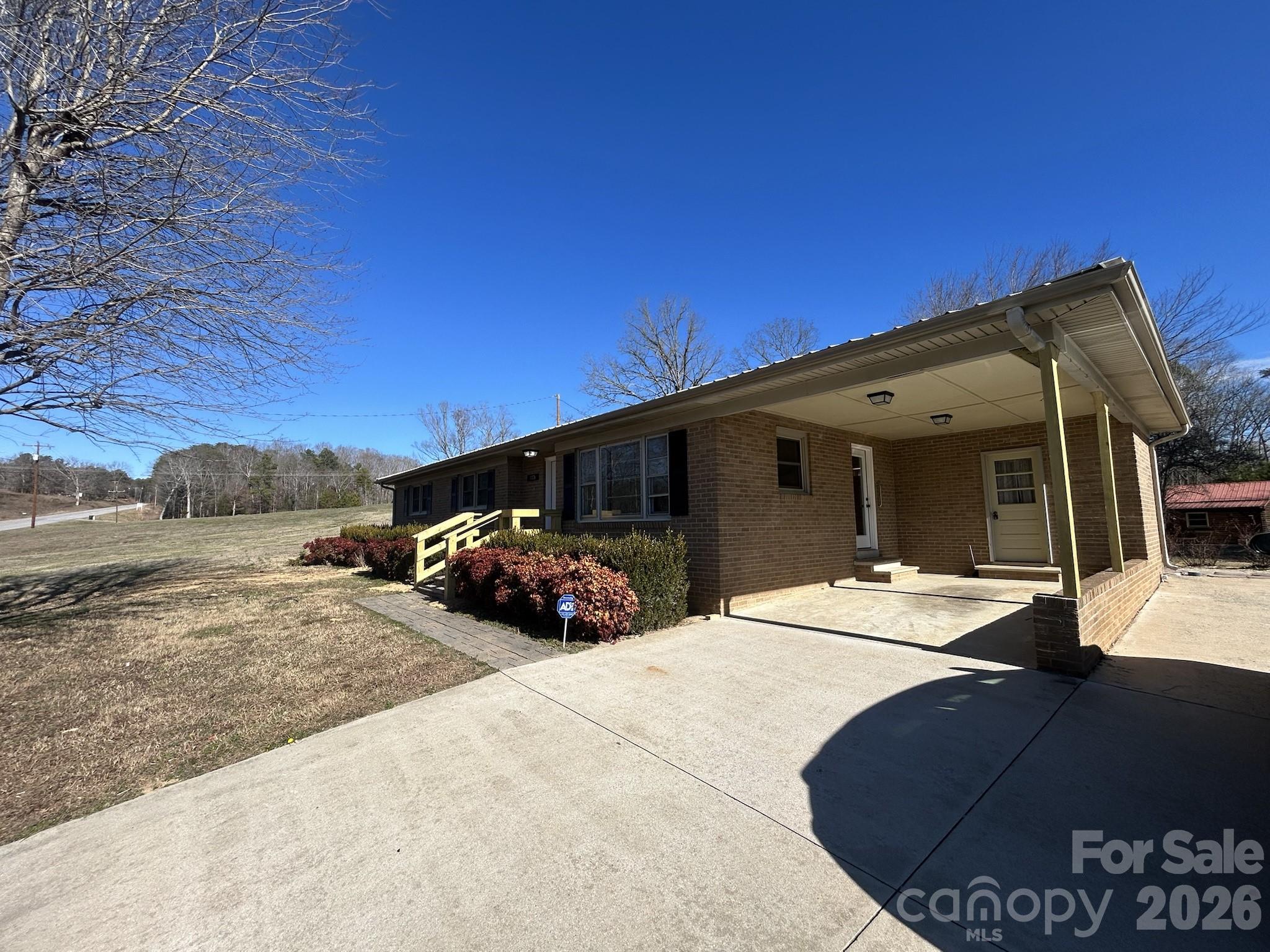 1378 Blacksburg Highway — Blacksburg