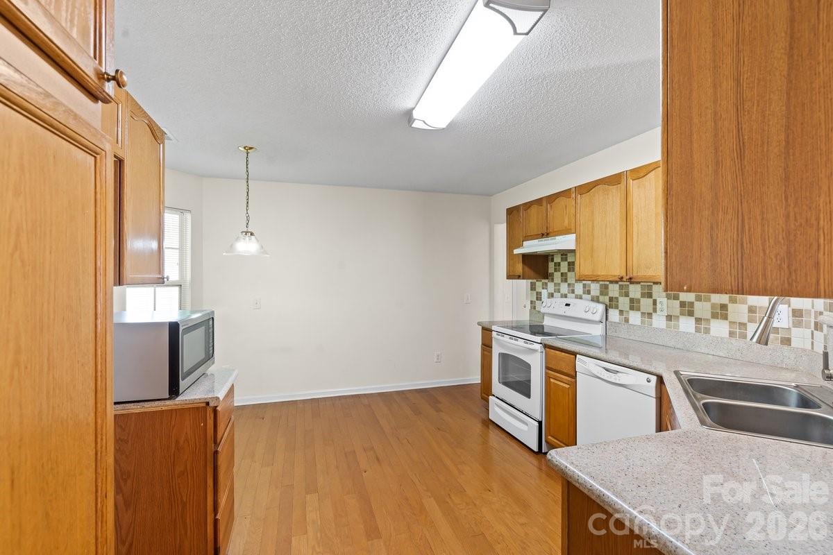 1937 Decatur Court — Charlotte