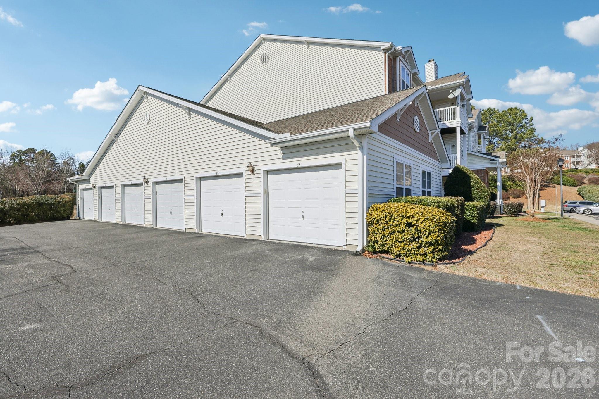 10742 Hill Point Court — Charlotte