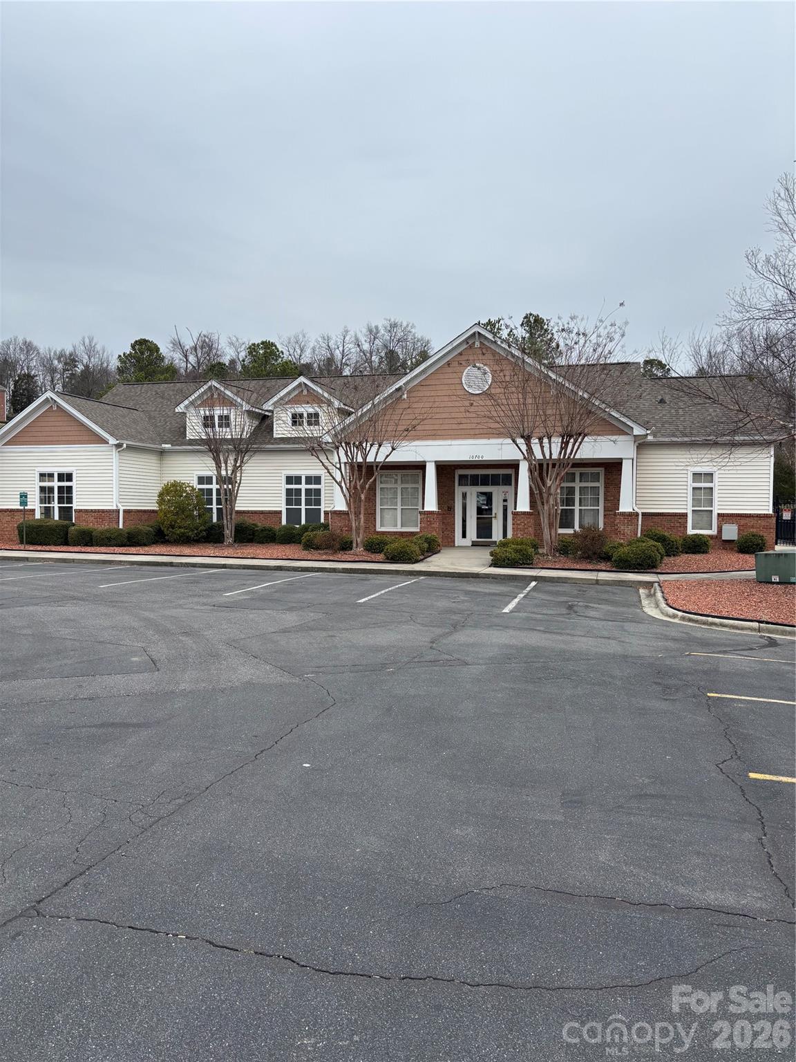 10742 Hill Point Court — Charlotte
