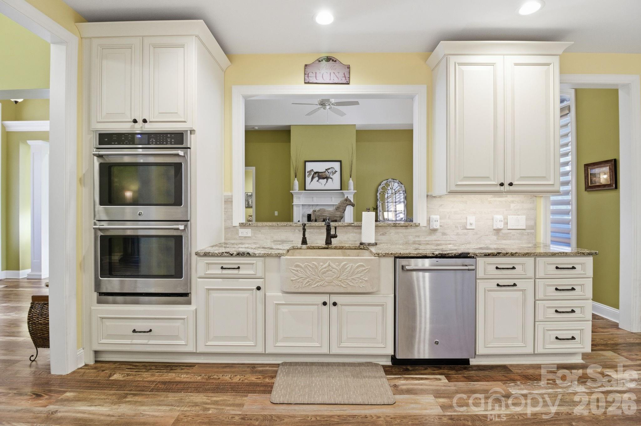 164 Saddle Ridge — West End