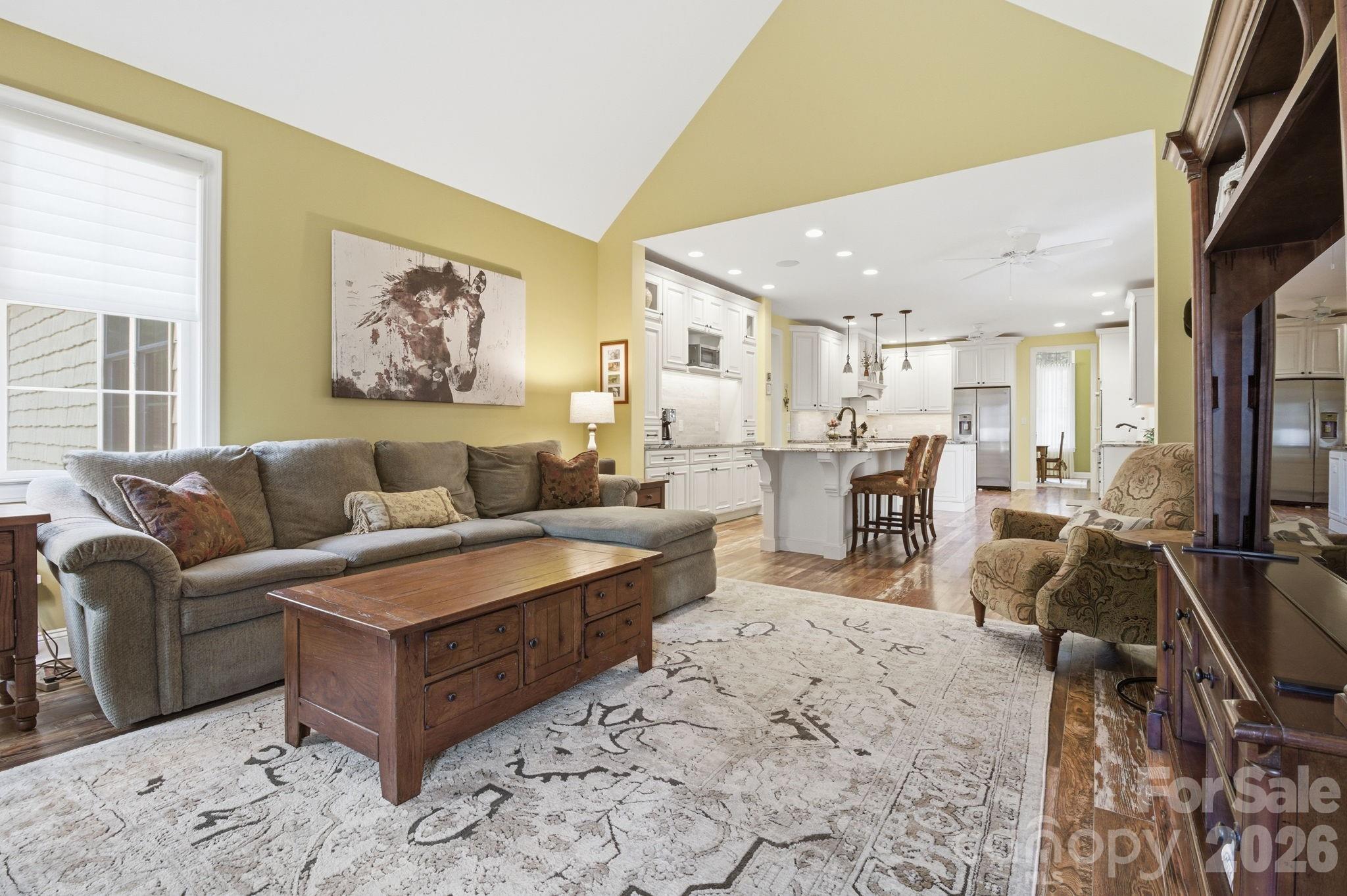 164 Saddle Ridge — West End