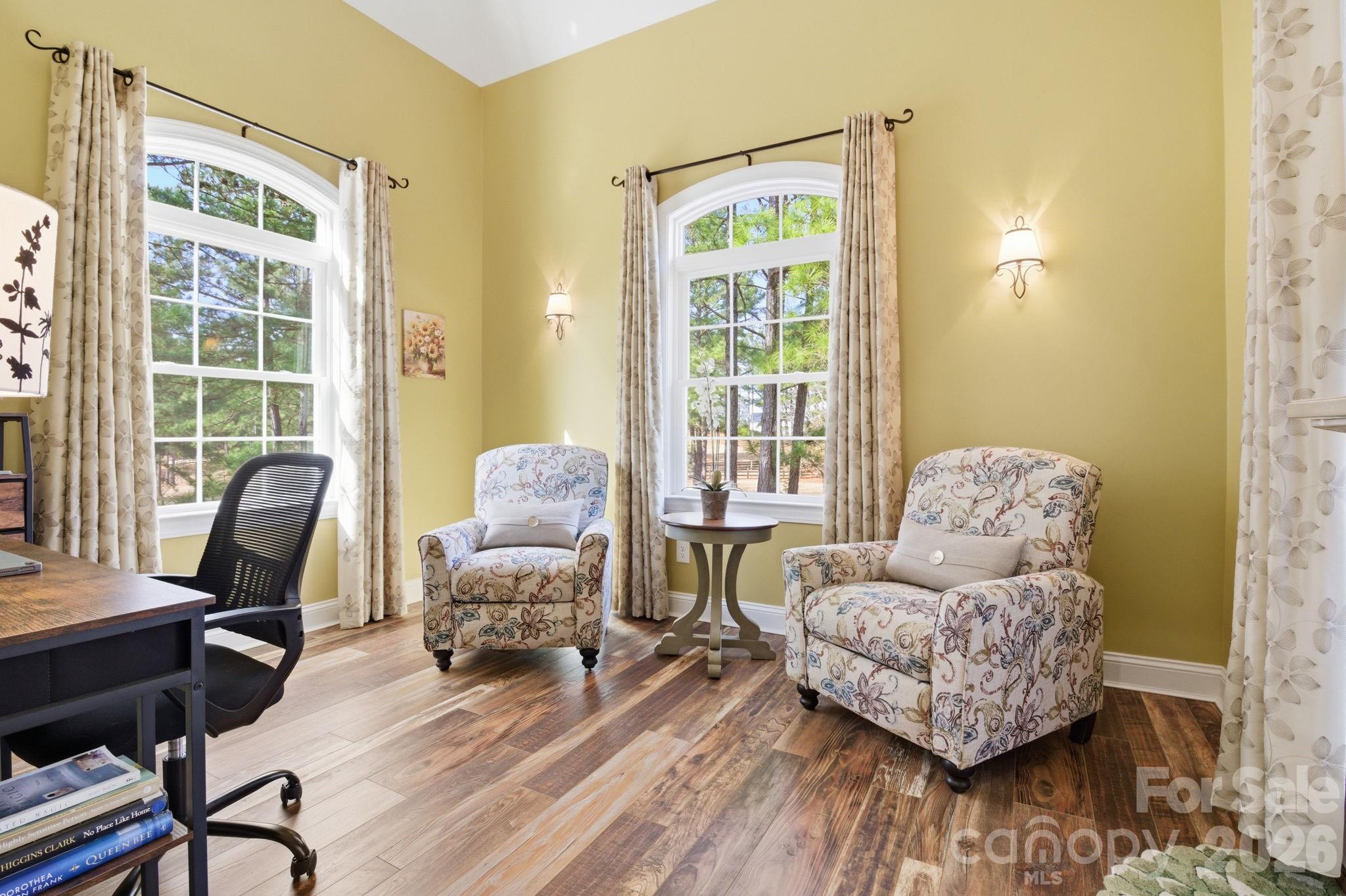 164 Saddle Ridge — West End