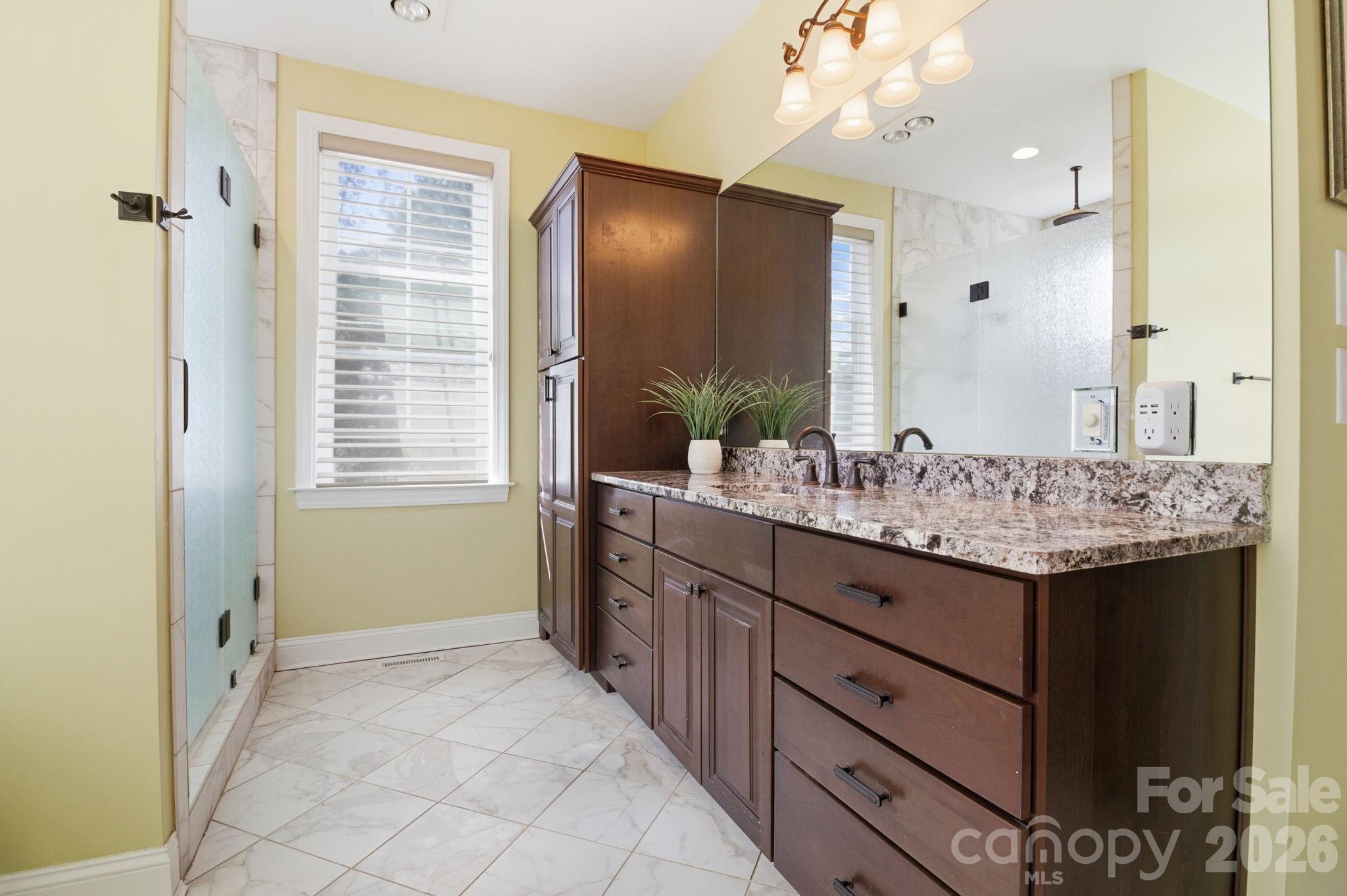 164 Saddle Ridge — West End