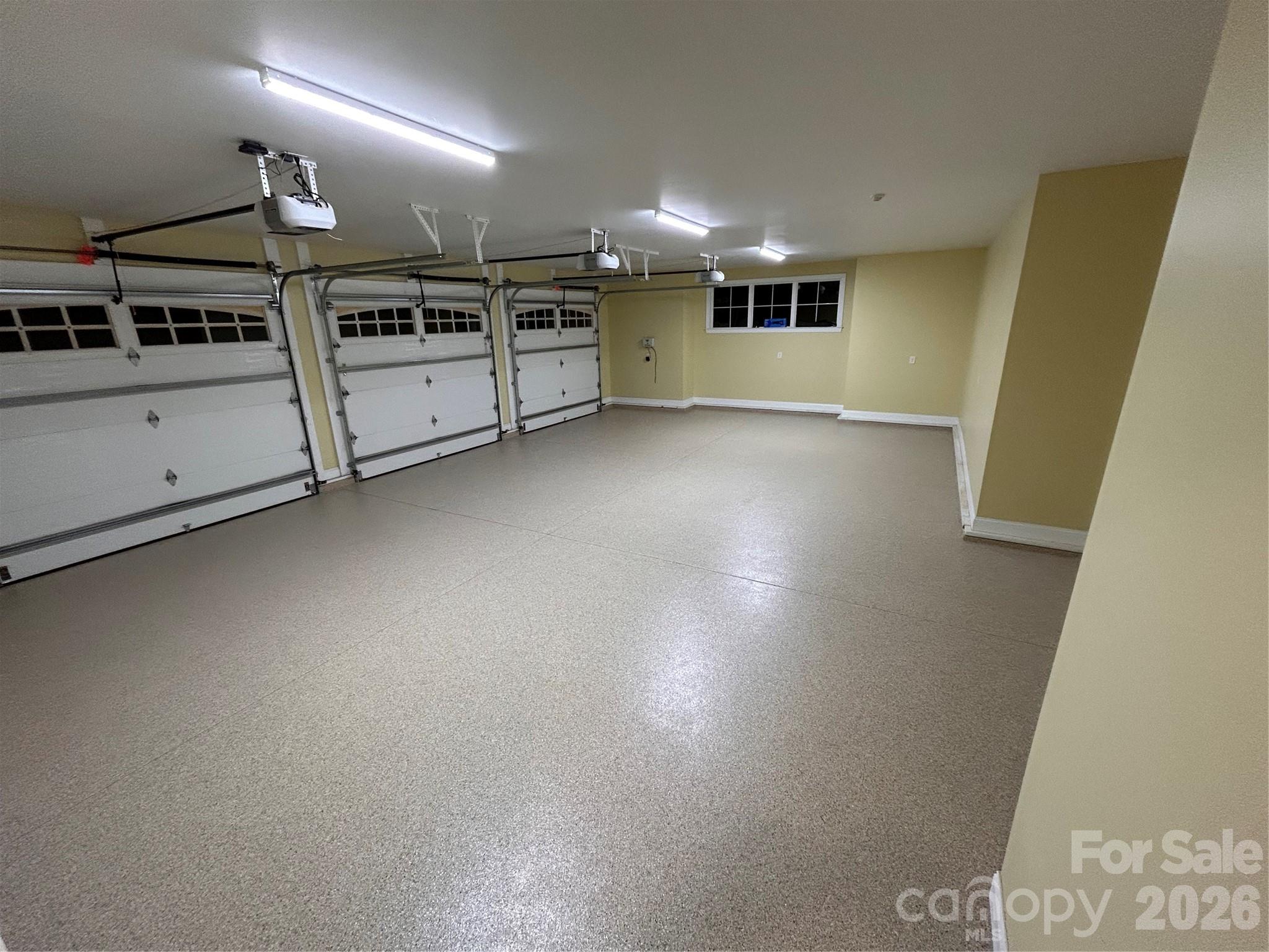 164 Saddle Ridge — West End