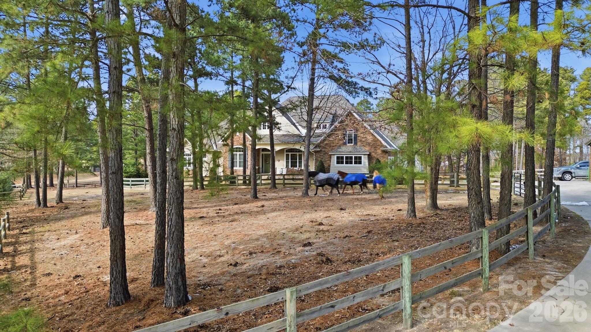 164 Saddle Ridge — West End