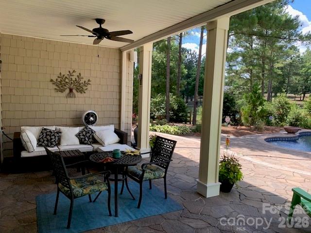 164 Saddle Ridge — West End