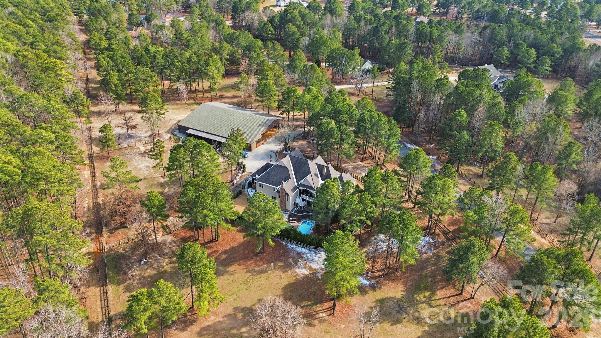 164 Saddle Ridge — West End