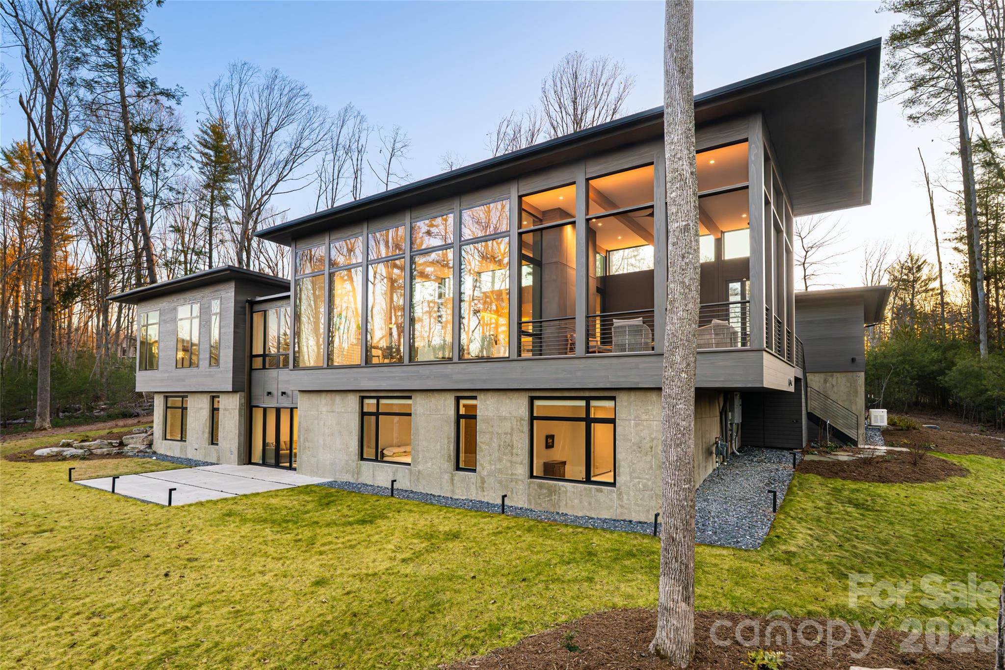 221 Fern Grove Court — Asheville