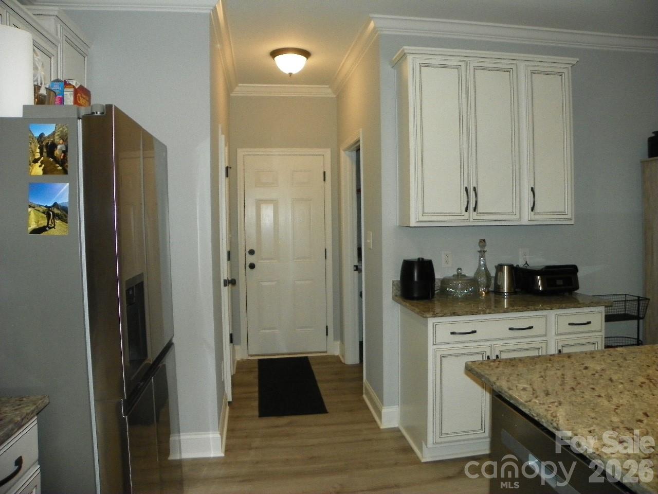 128 Summer Lake Drive — New London