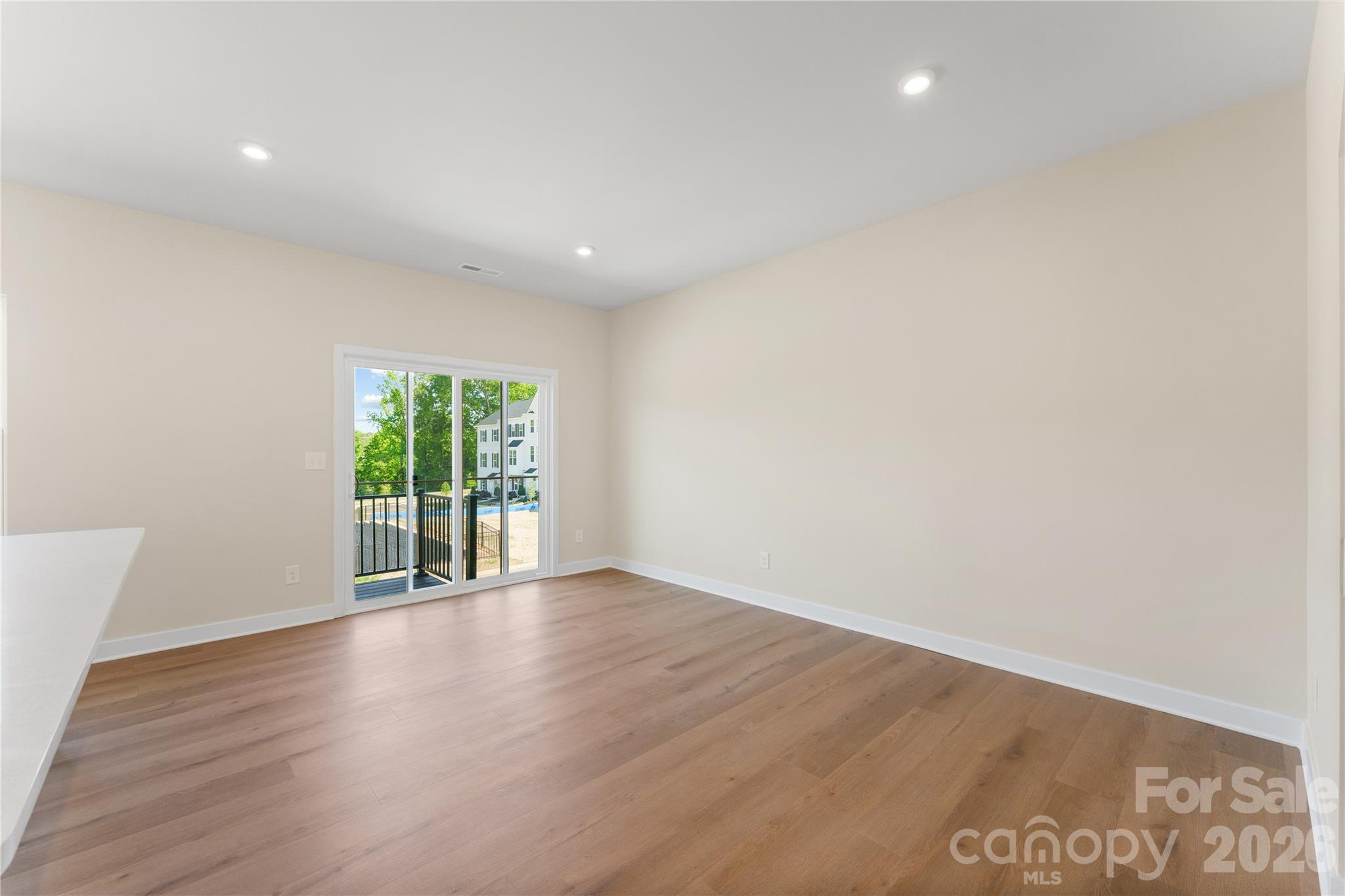 6004 Blue Ridge Oak Road — Charlotte