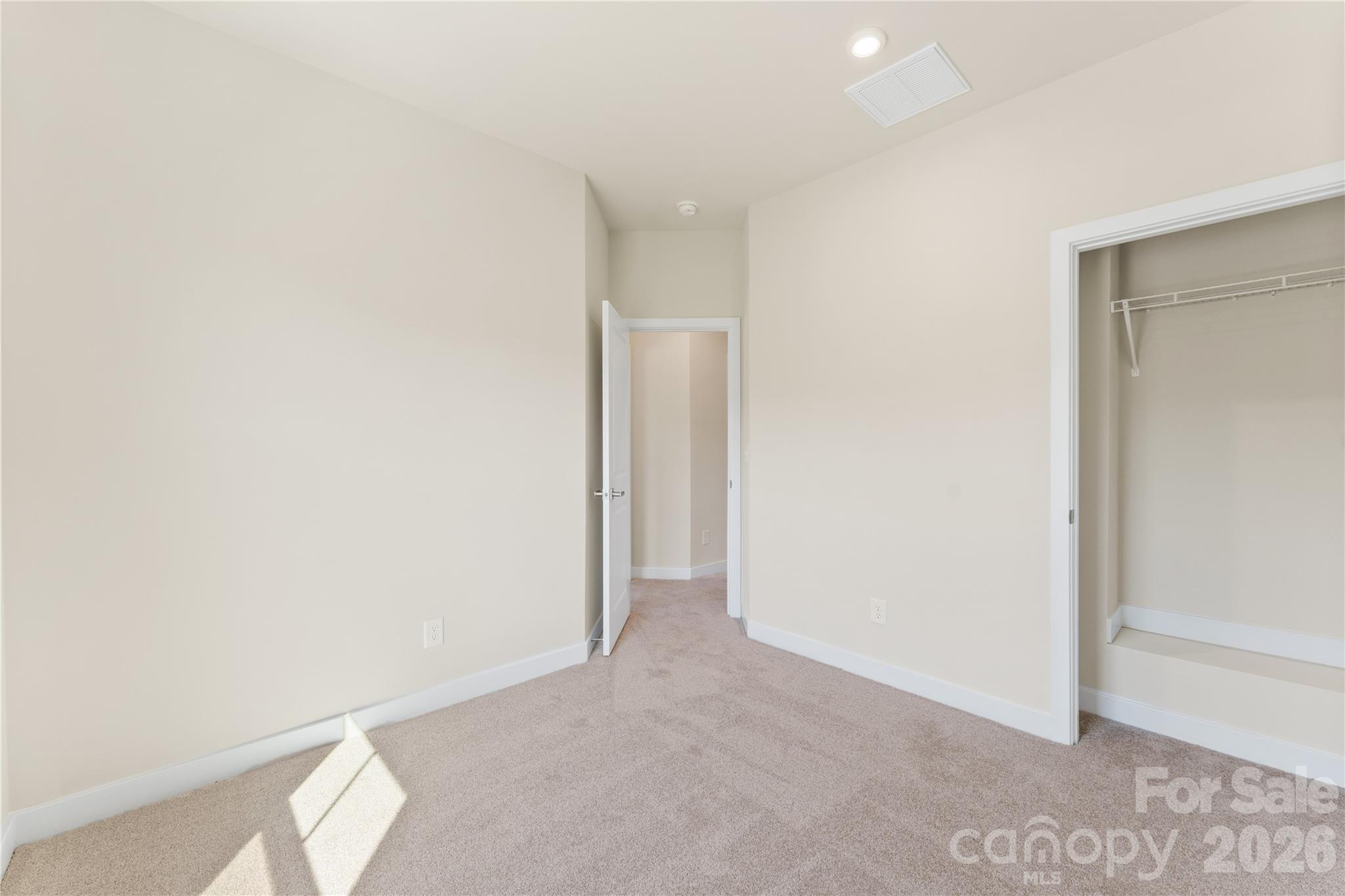 6004 Blue Ridge Oak Road — Charlotte