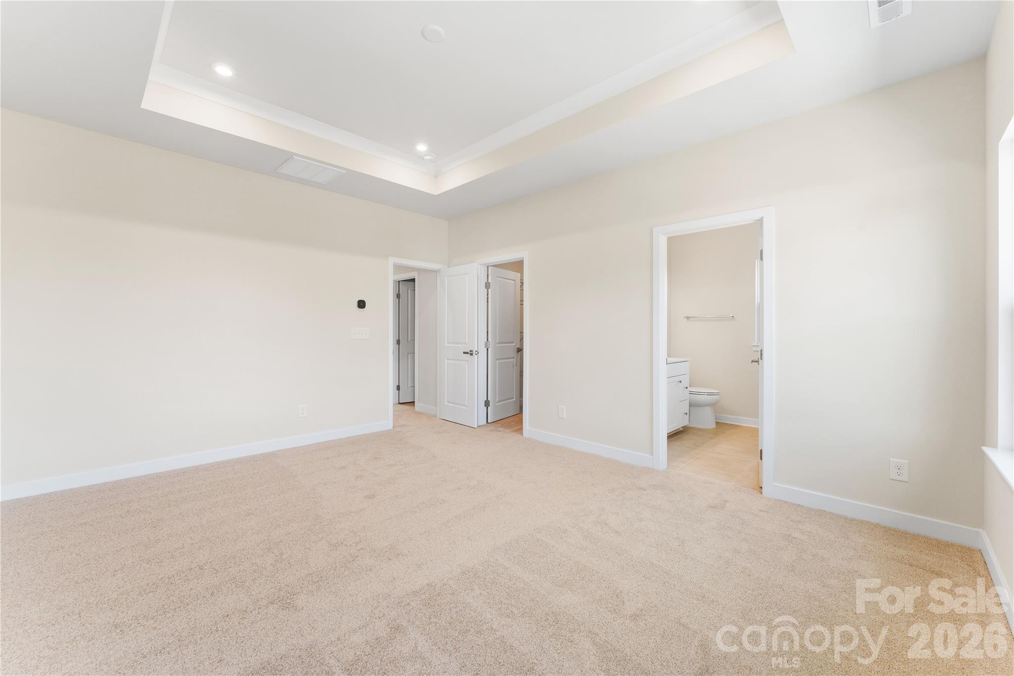 6004 Blue Ridge Oak Road — Charlotte